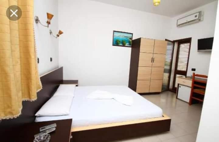 Basic Triple Room