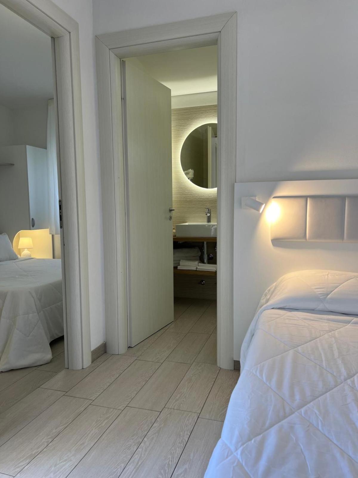 Superior Double or Twin Room with Terrace