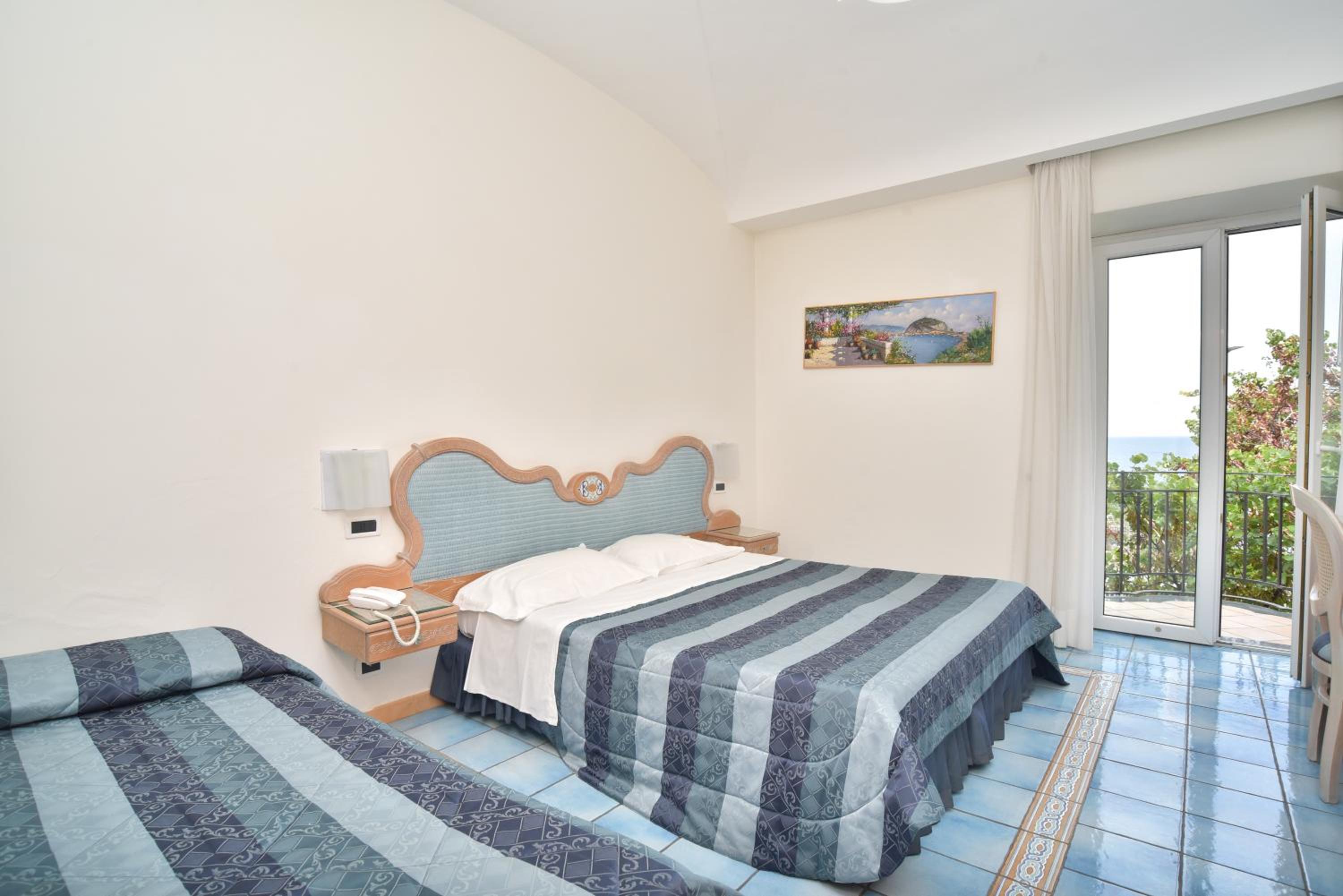 Double Room with Terrace - Photo 4