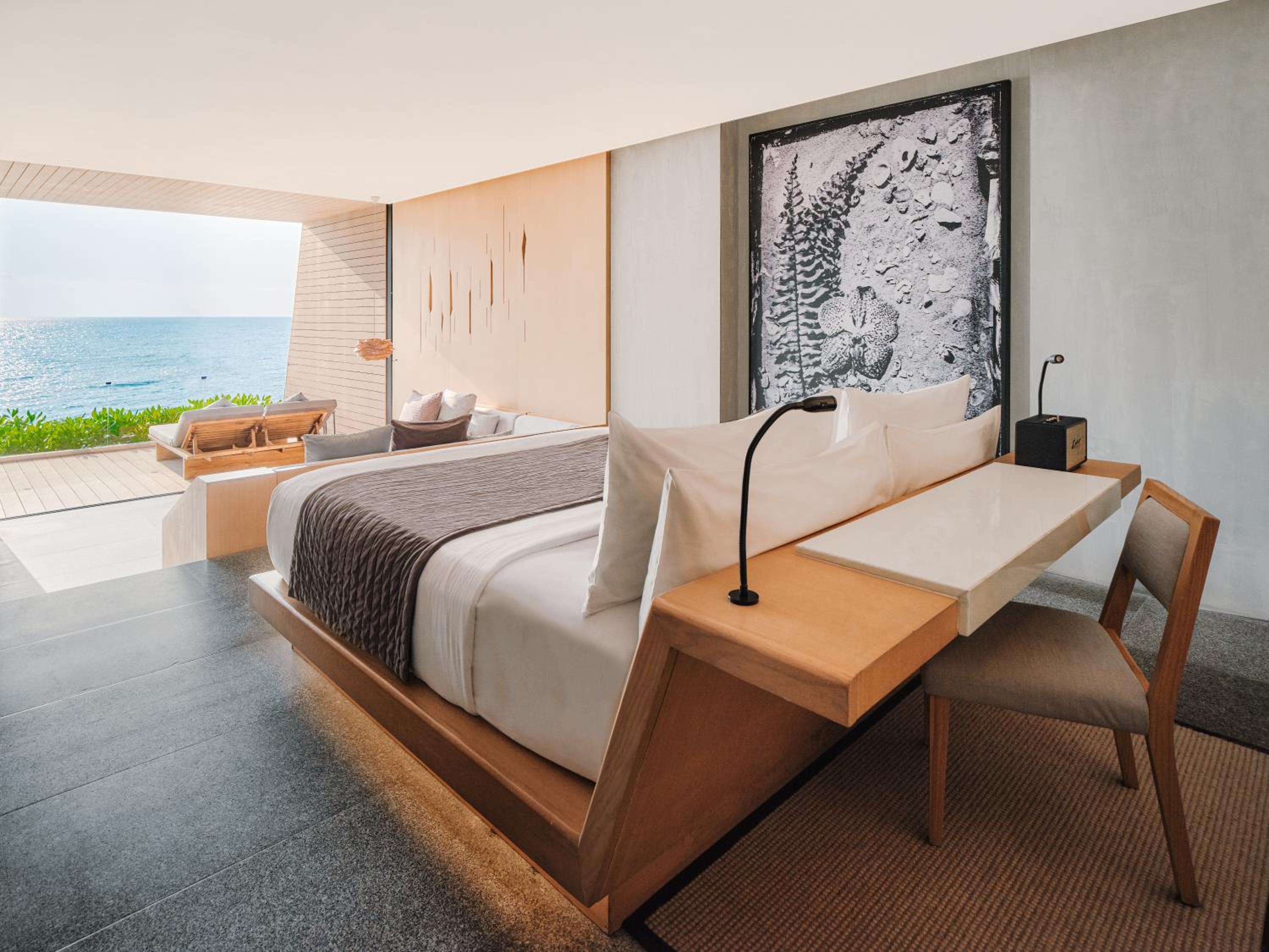 Half Board Dining Experience Package – Beachfront Grand Pool Villa