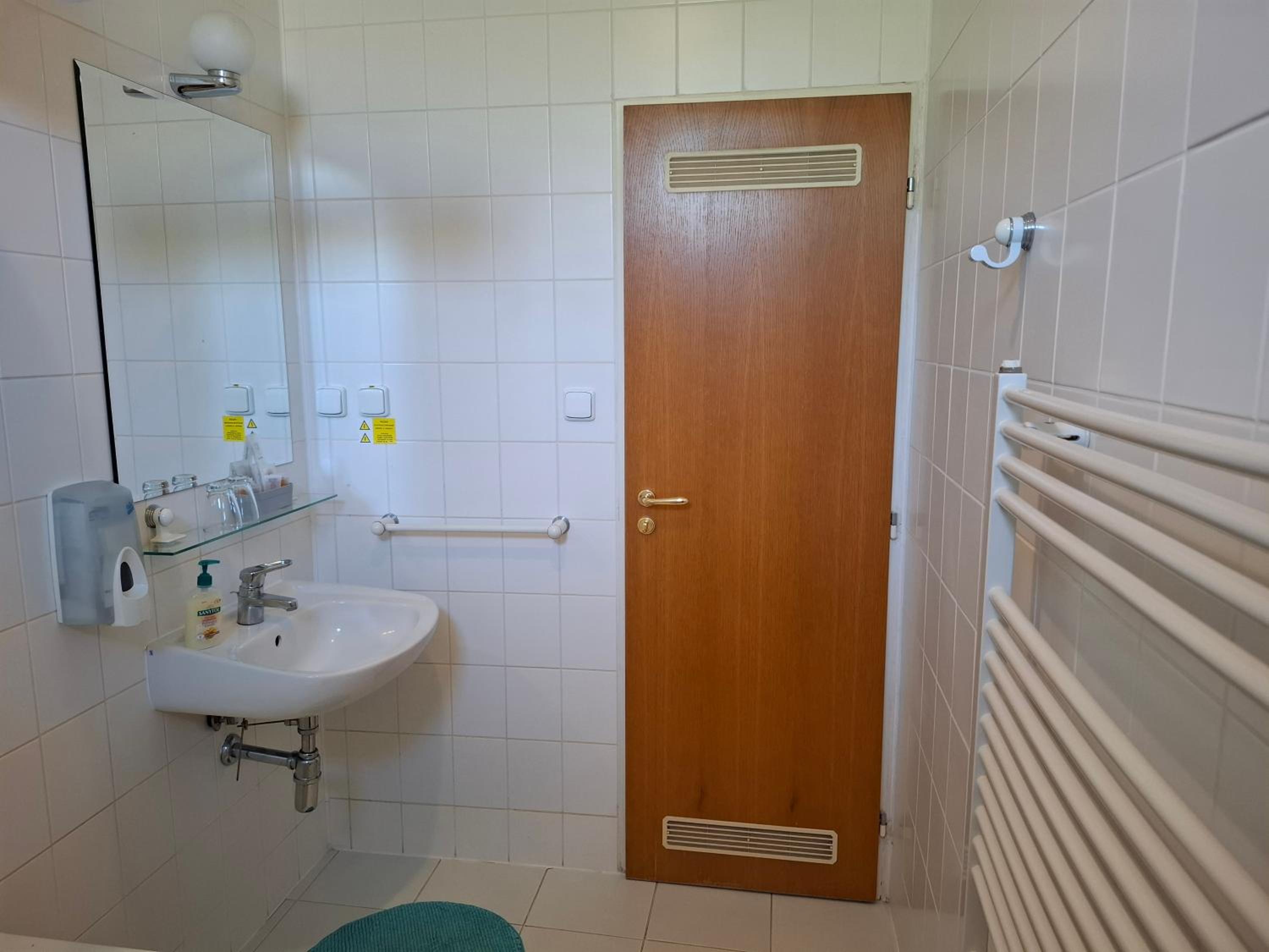 Double Room - Photo 3