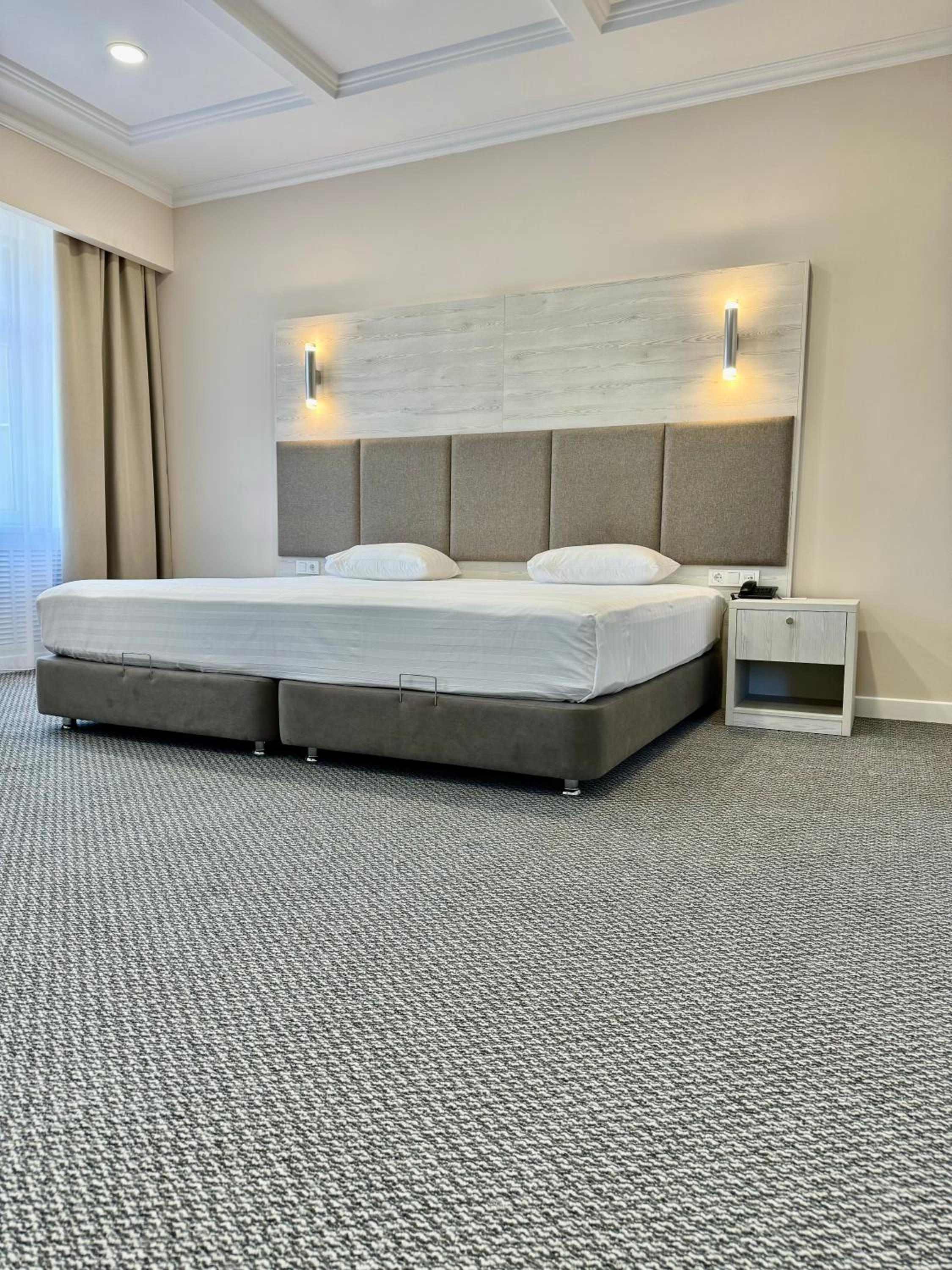 Standard Double or Twin Room photo 1
