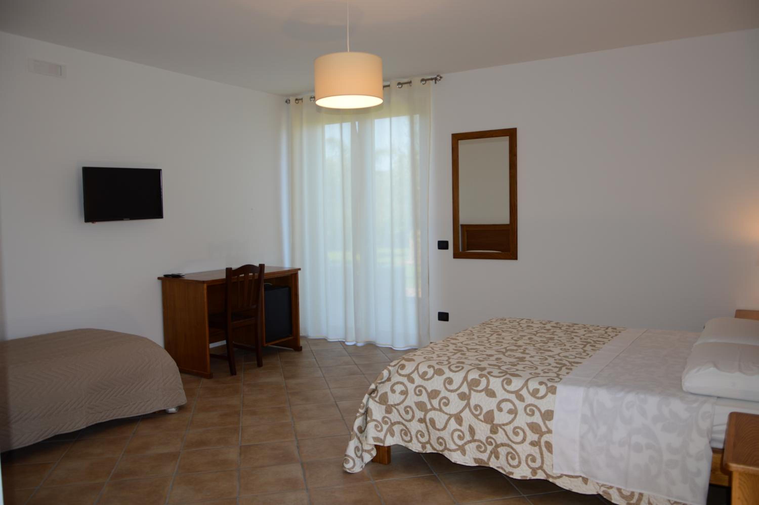 Superior Double Room - Photo 1
