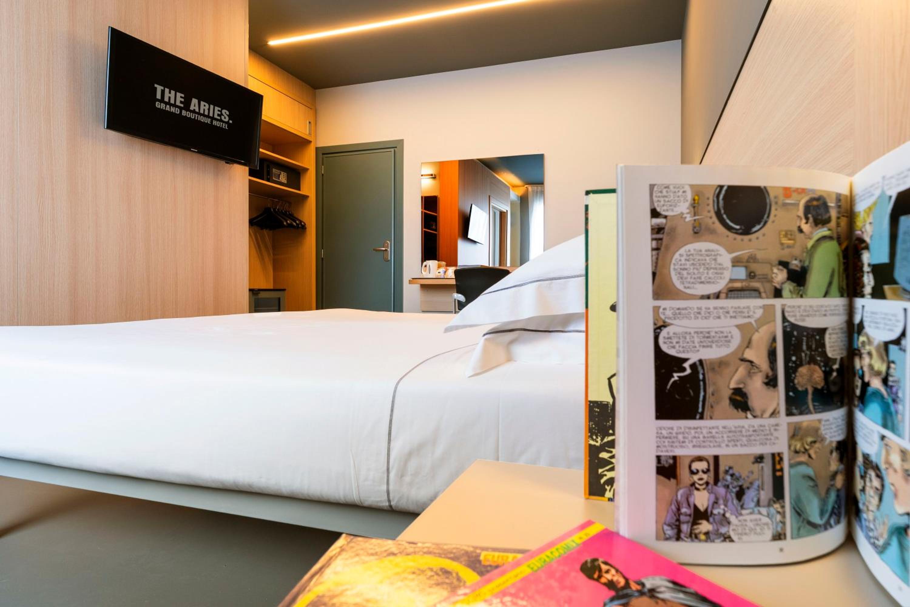 Comfort Double or Twin Room photo 3