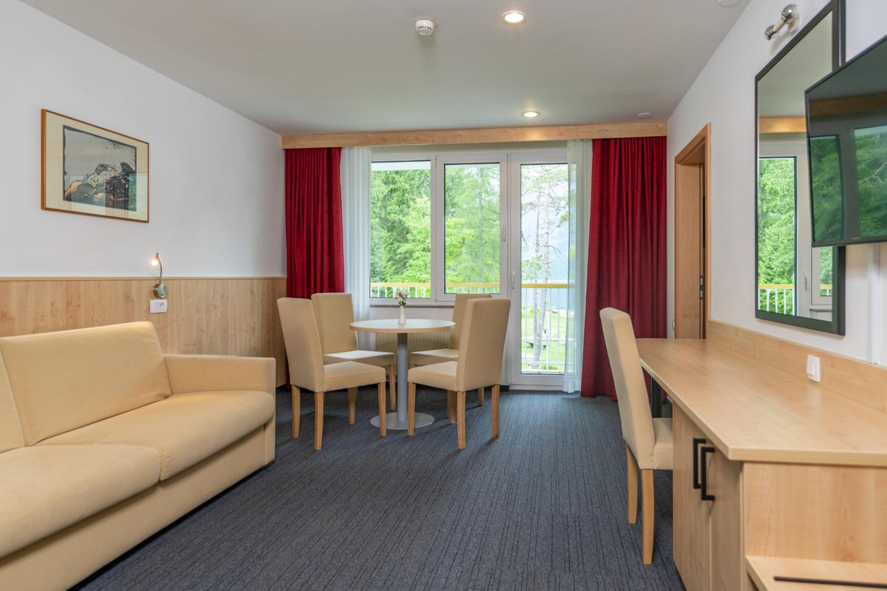 Family Room with Balcony - Photo 8