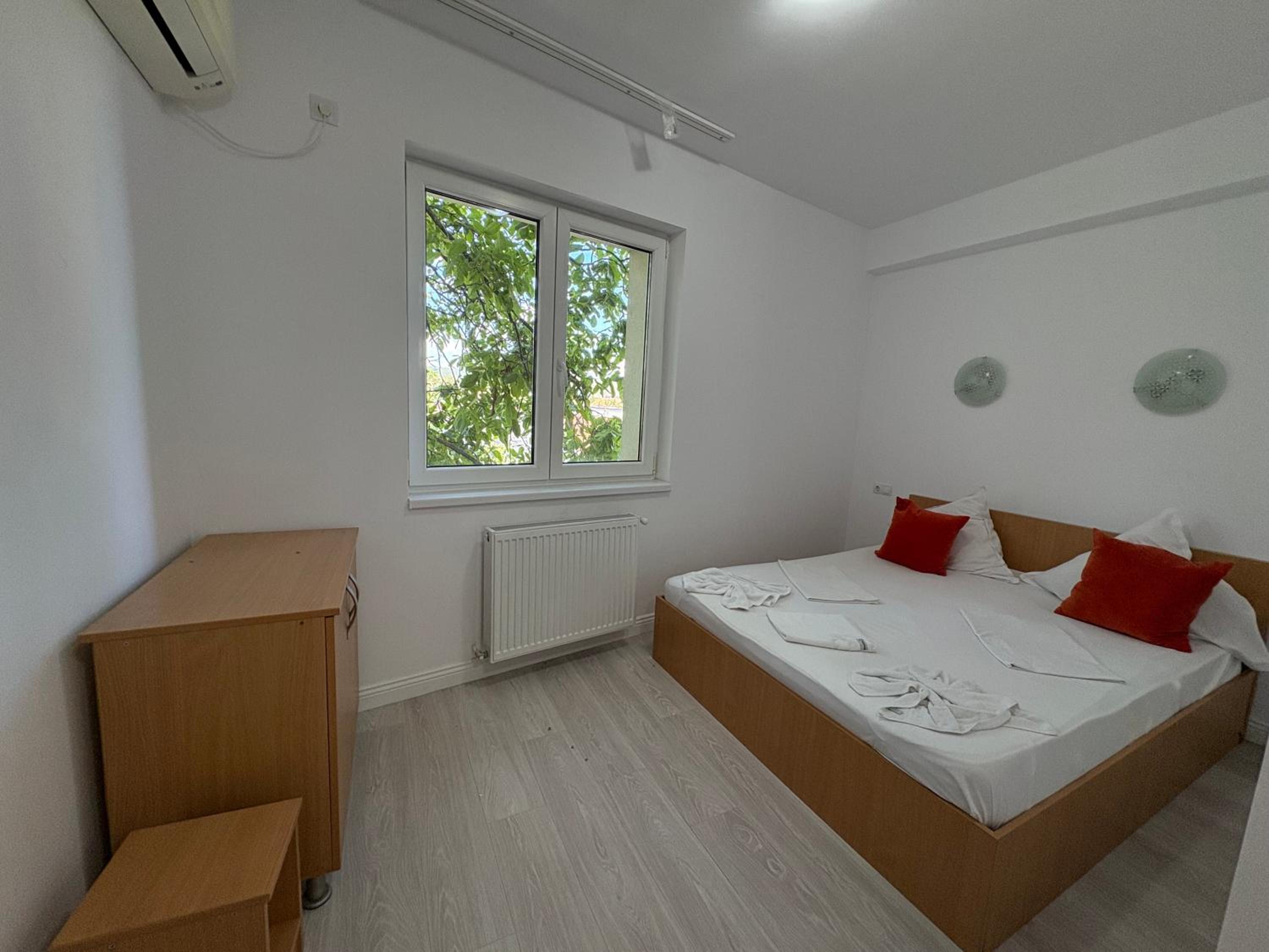 Economy Double Room photo 2