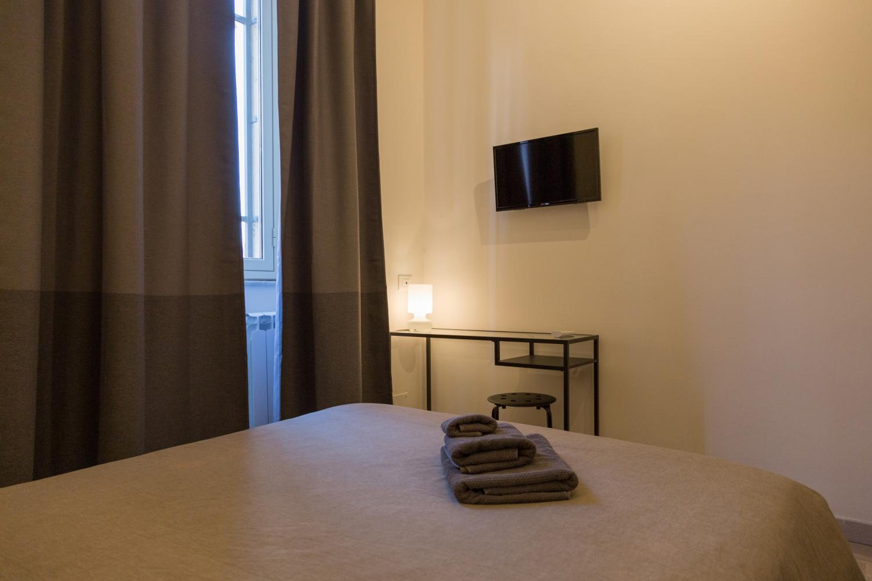 Double Room - Single Use