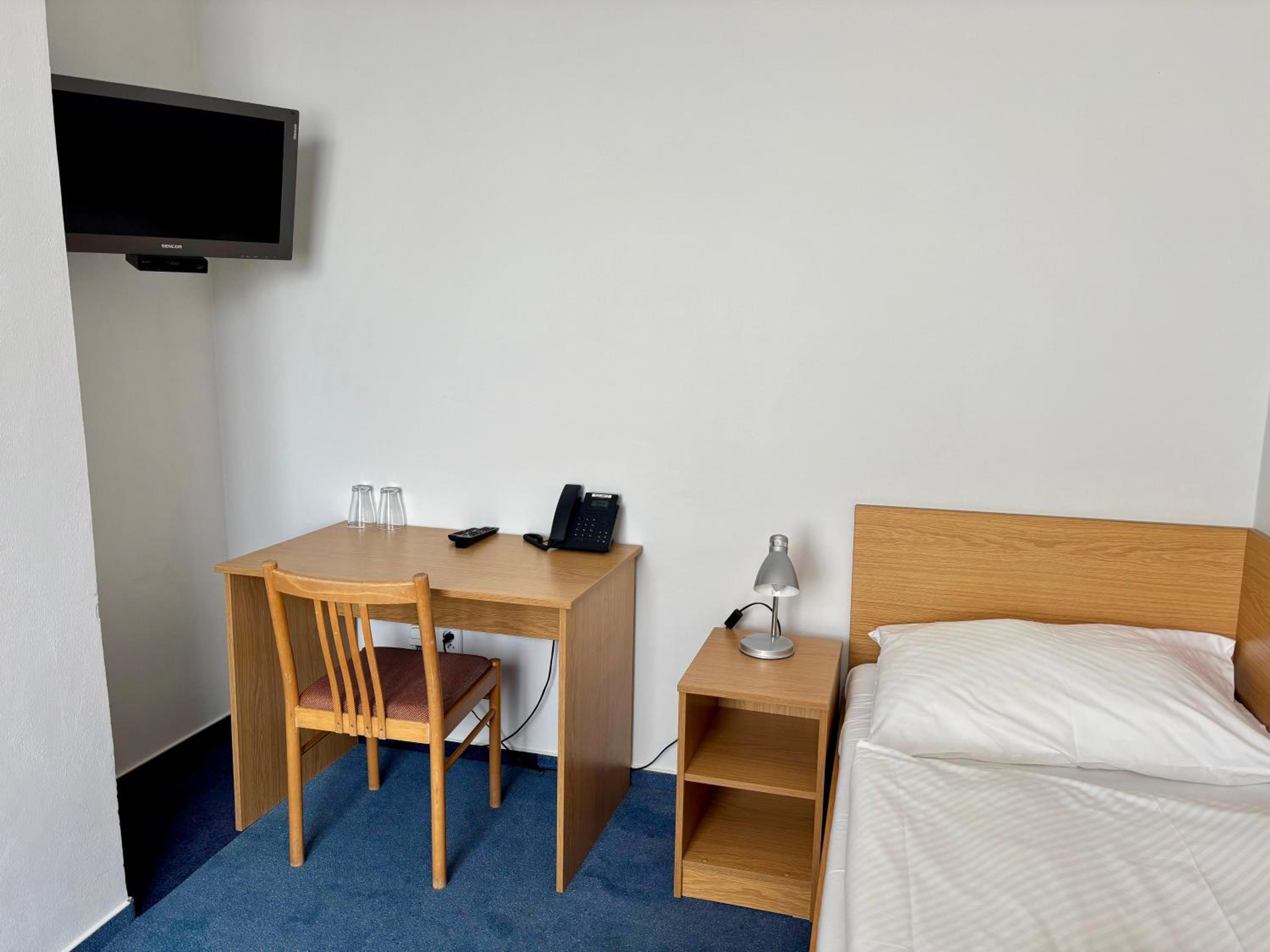 Twin Room - Disability Access