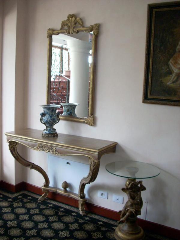 Double or Twin Room with Balcony - Photo 10