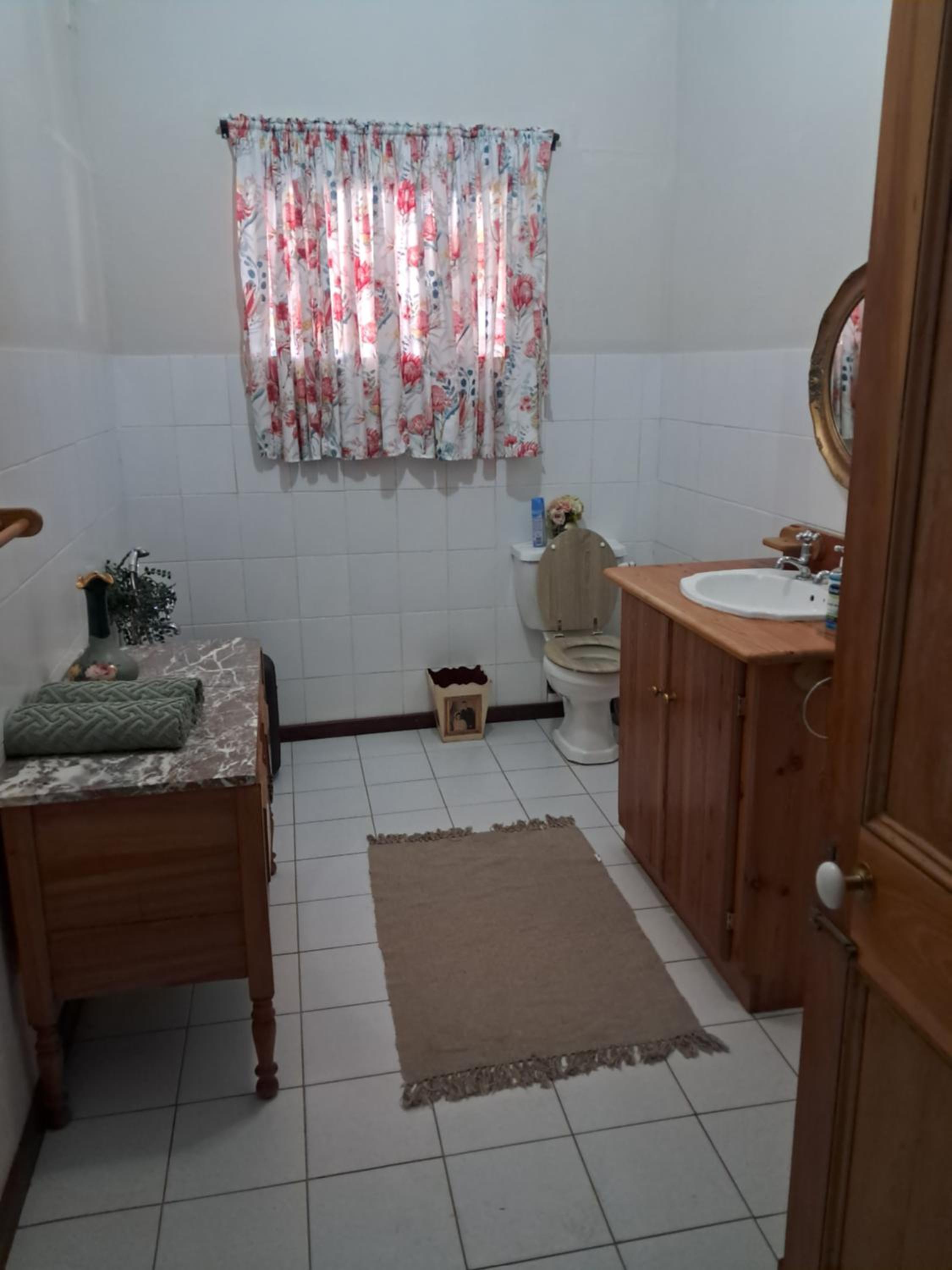 Deluxe Double or Twin Room photo 2