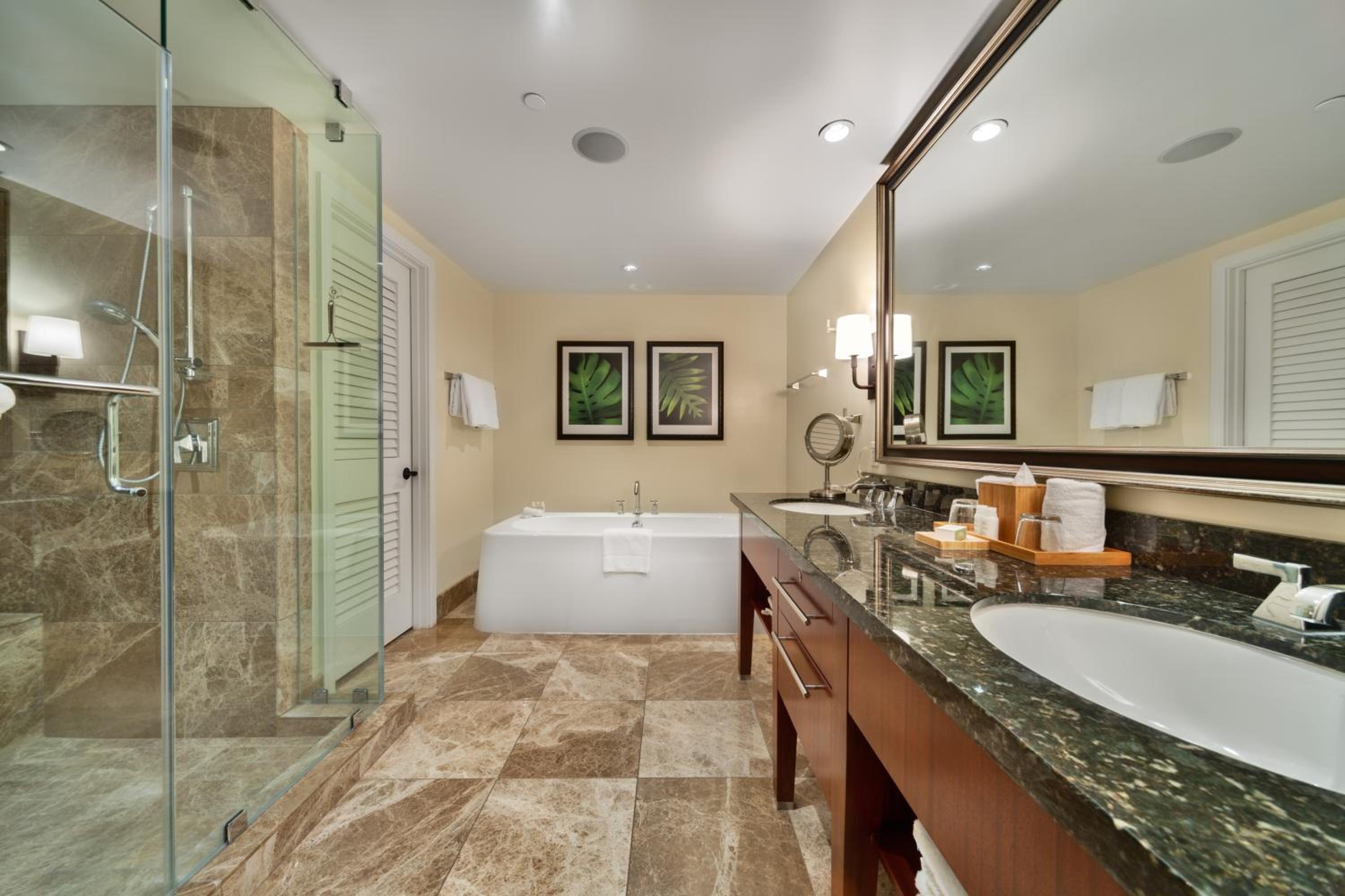 3 Bedroom 3 Bath Piilani Suite photo 3