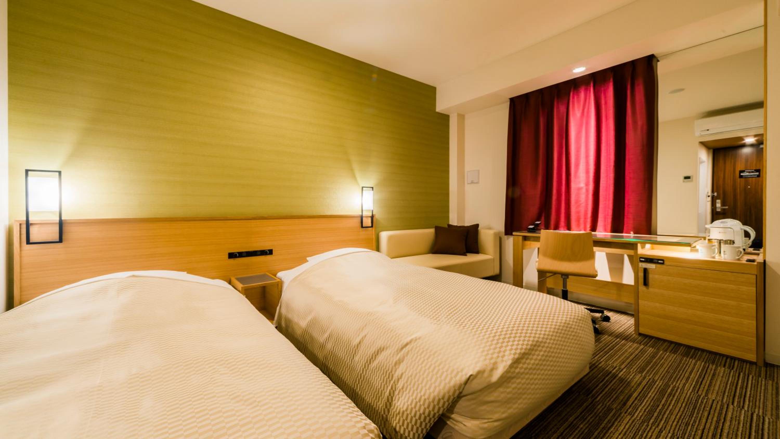 Superior Twin Room - Non-Smoking