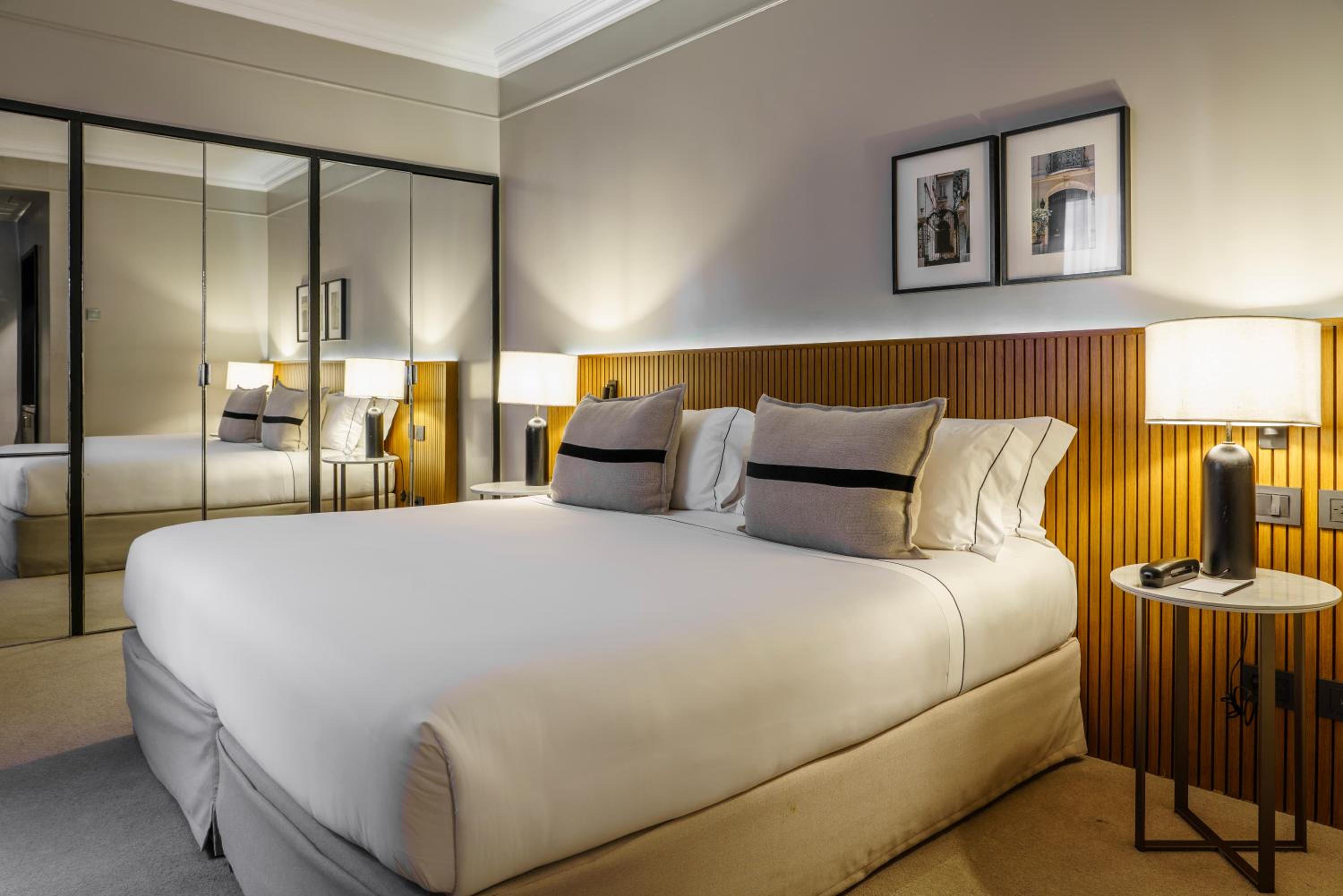Premium Suite