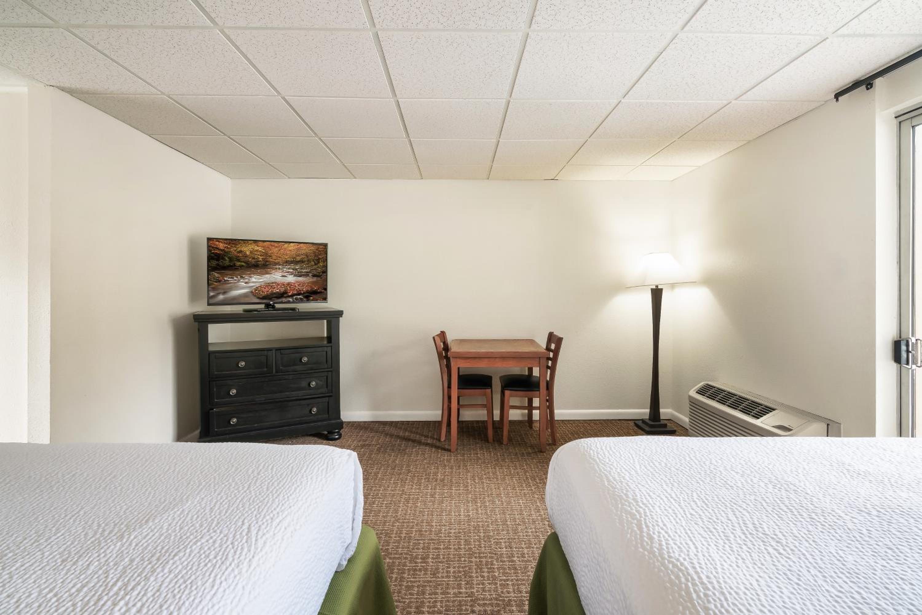 GTVH - Standard Queen Room photo 1