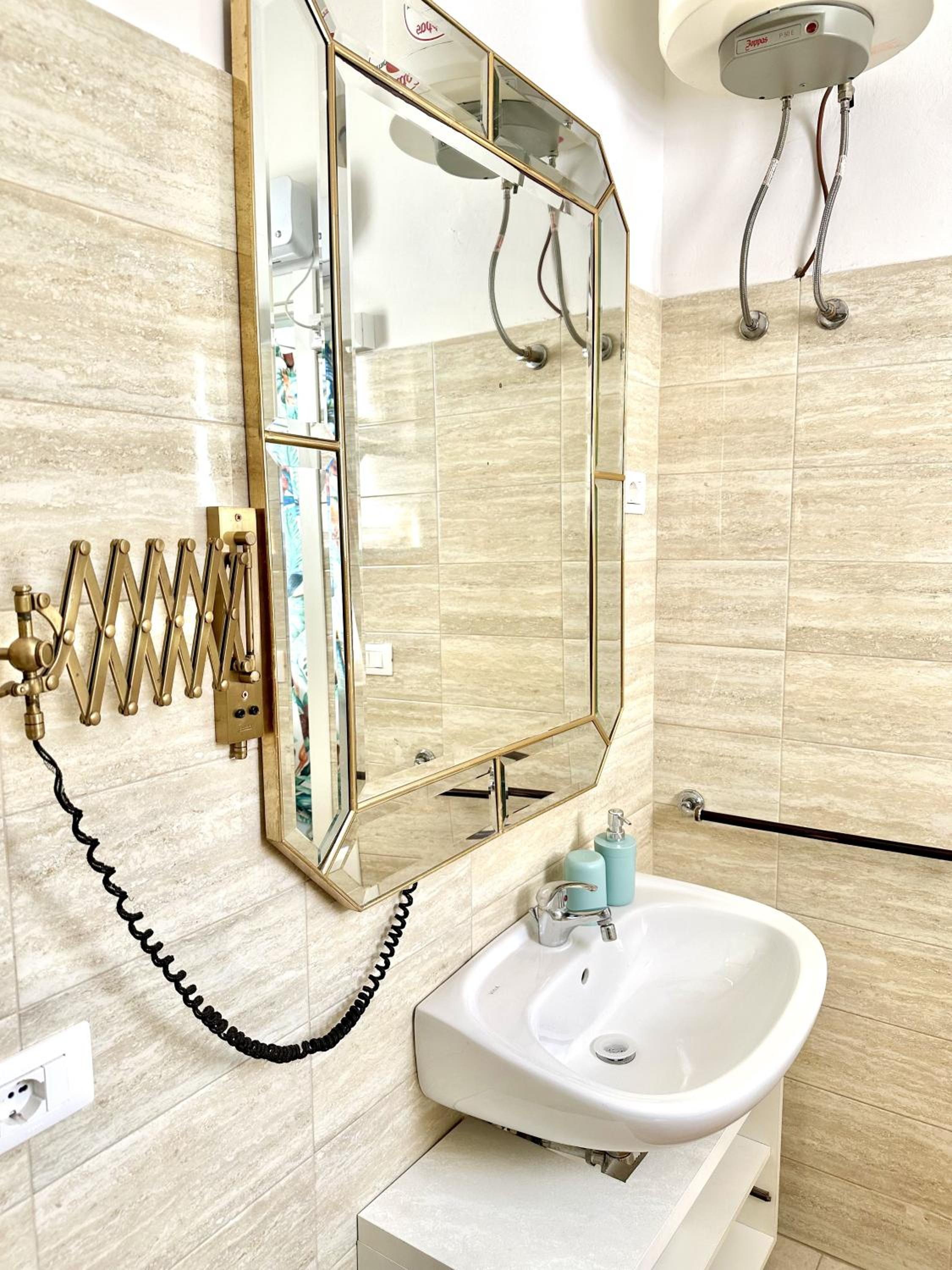 Double Room with Shared Bathroom