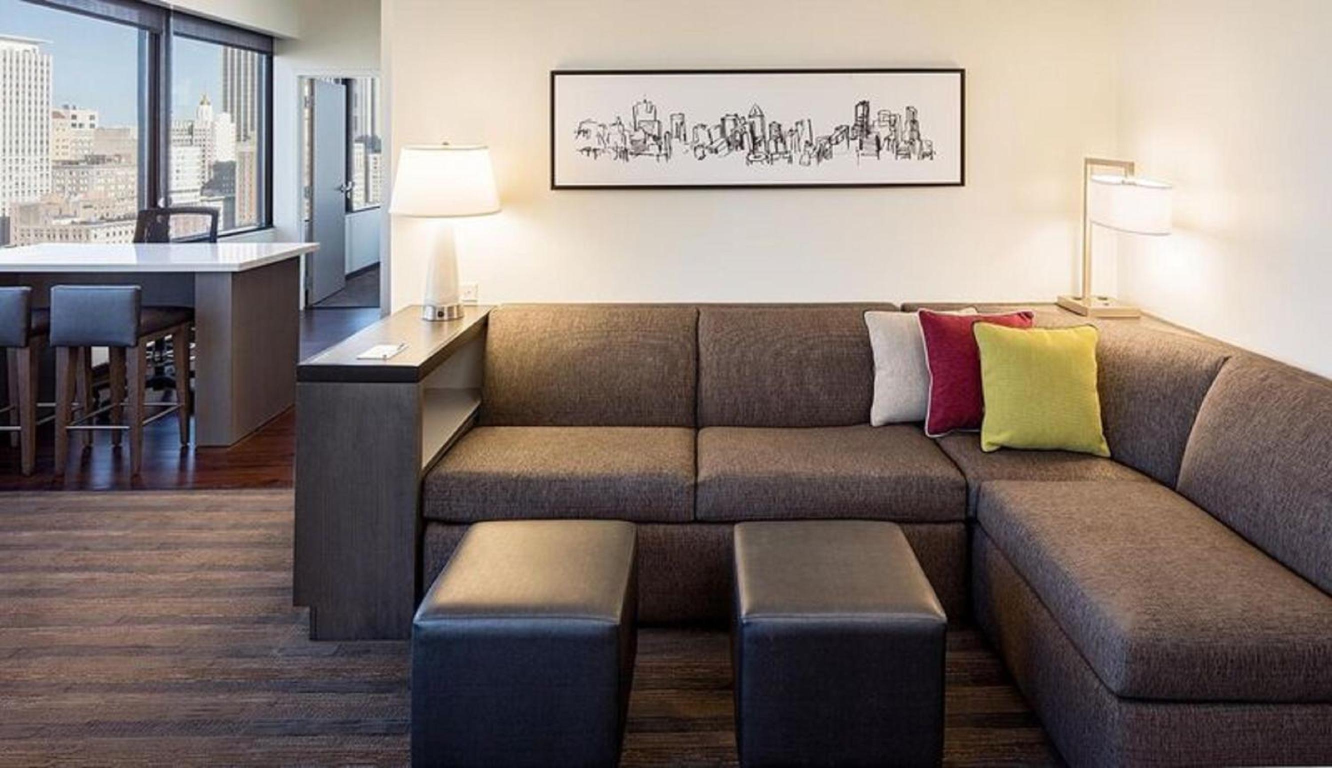 One-Bedroom King Suite with View photo 3