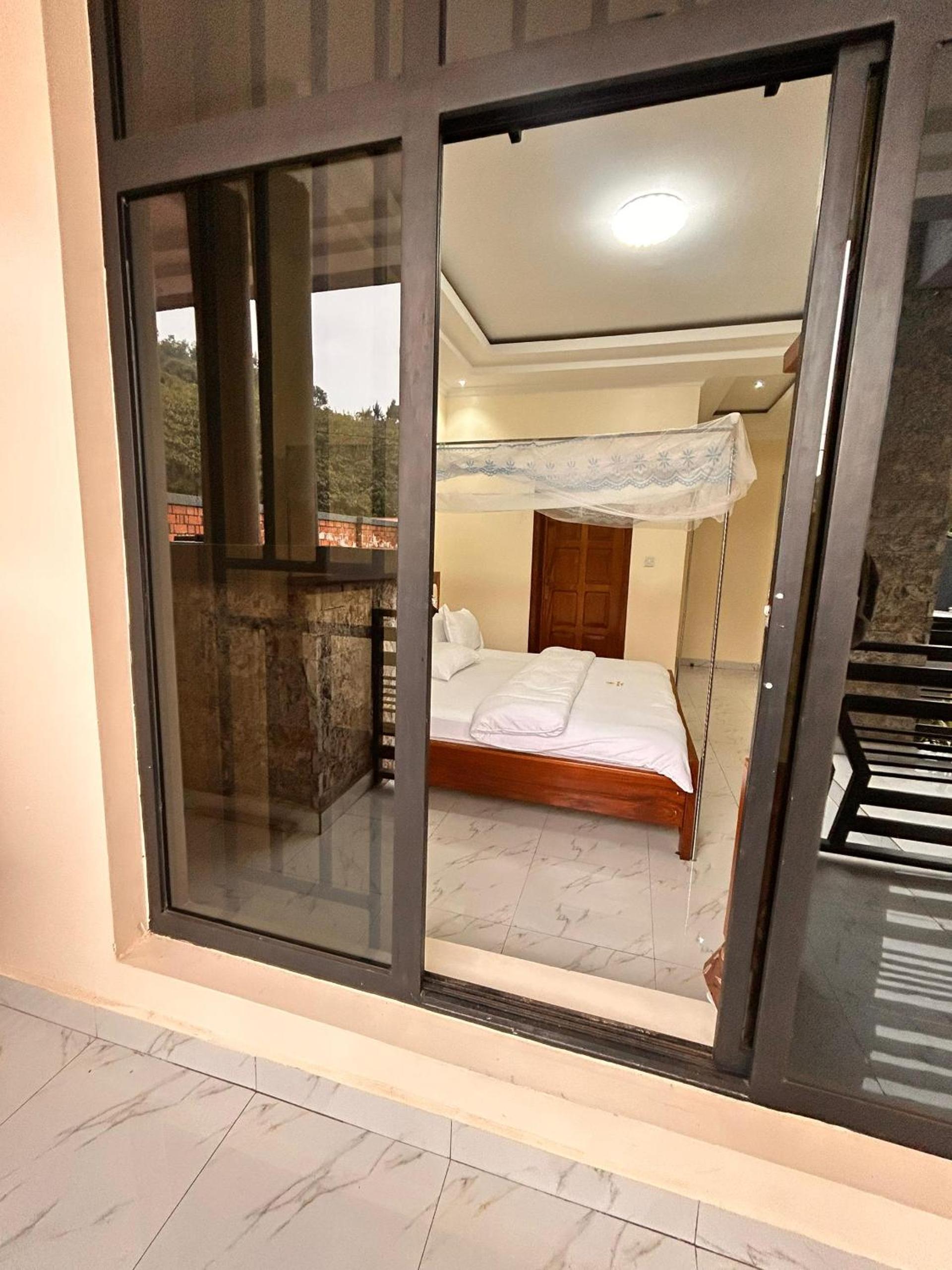 Deluxe Double Room with Balcony and Sea View photo 1