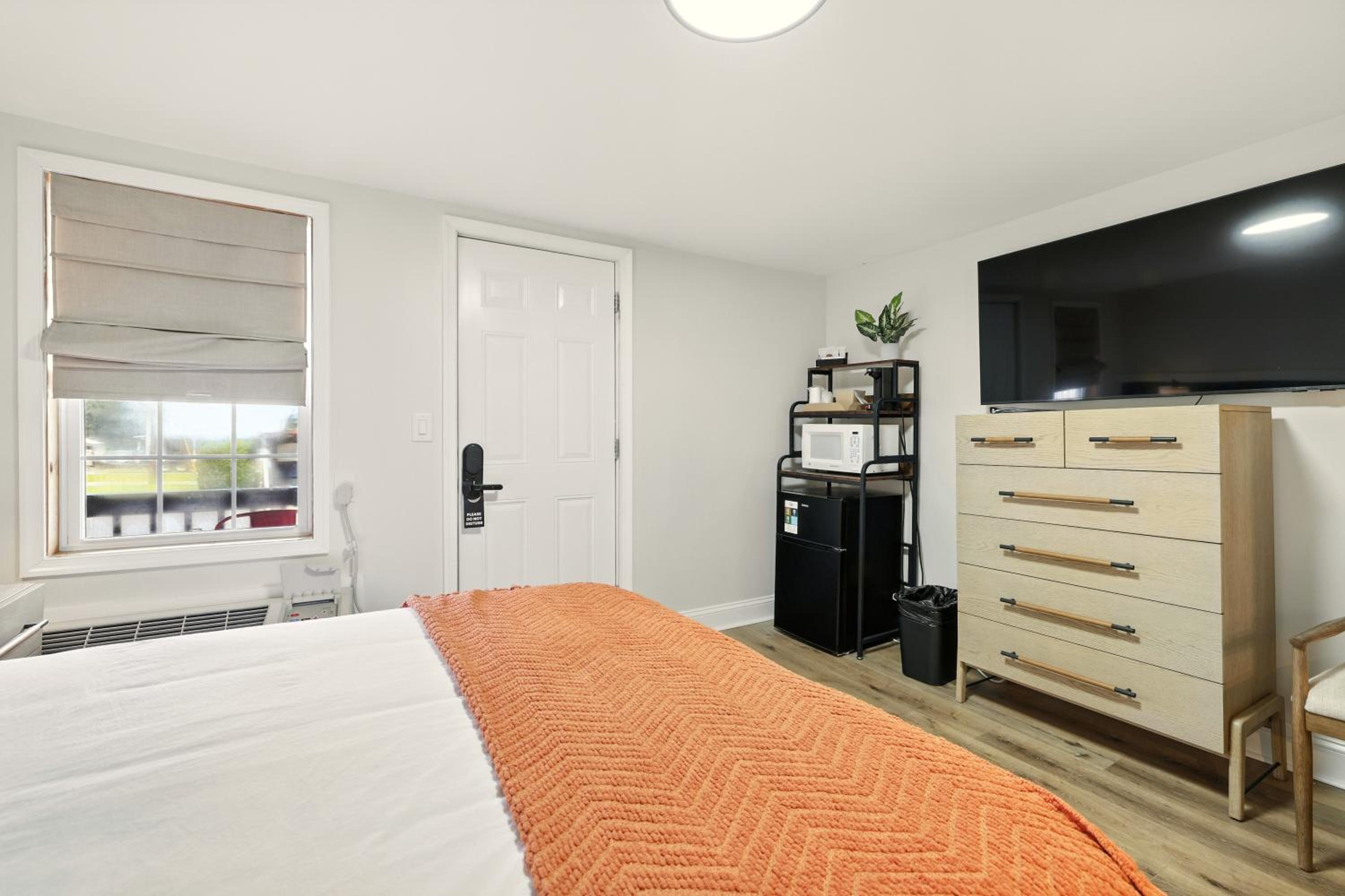 Standard Queen Room photo 1