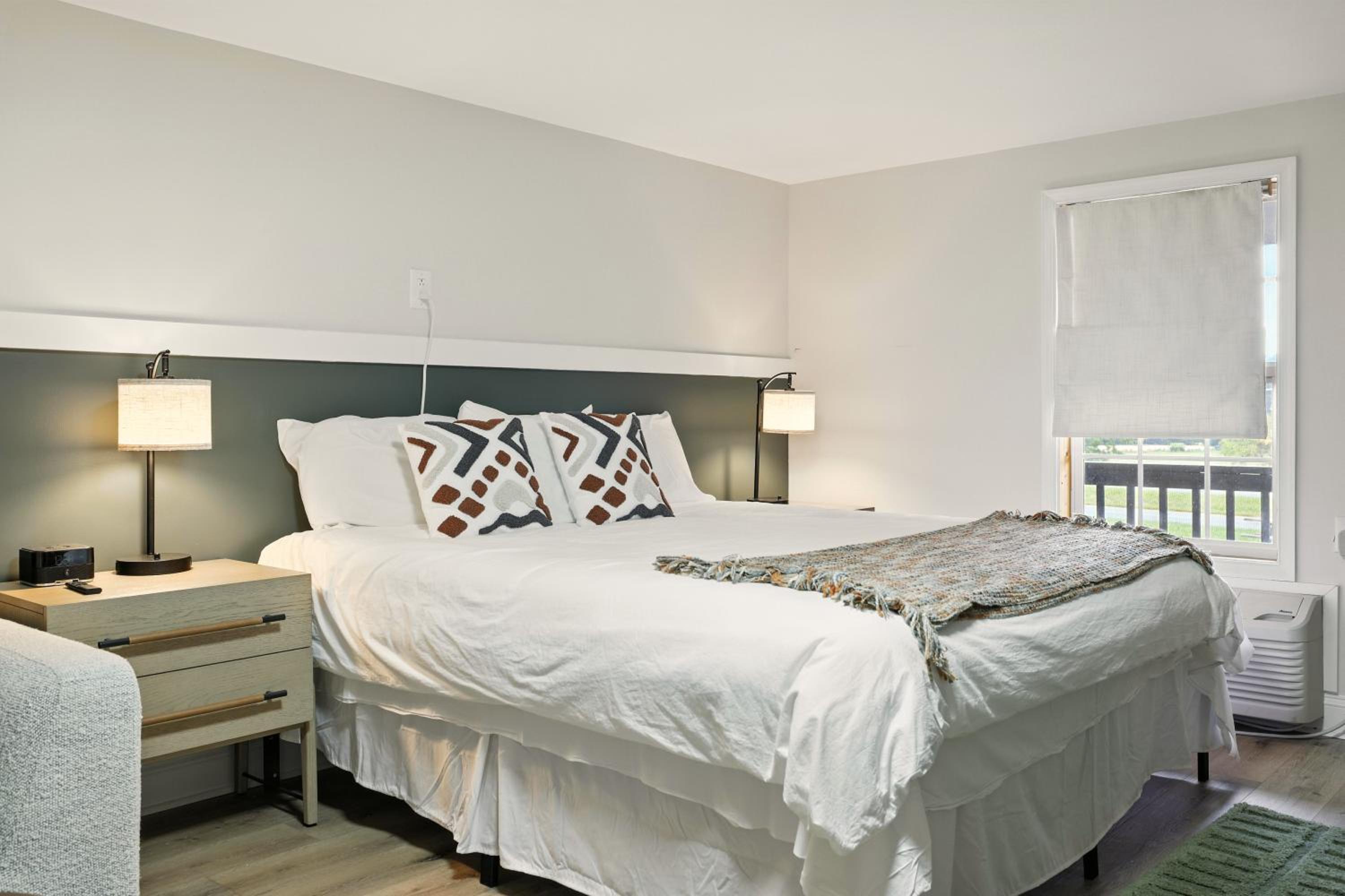 Superior King Room