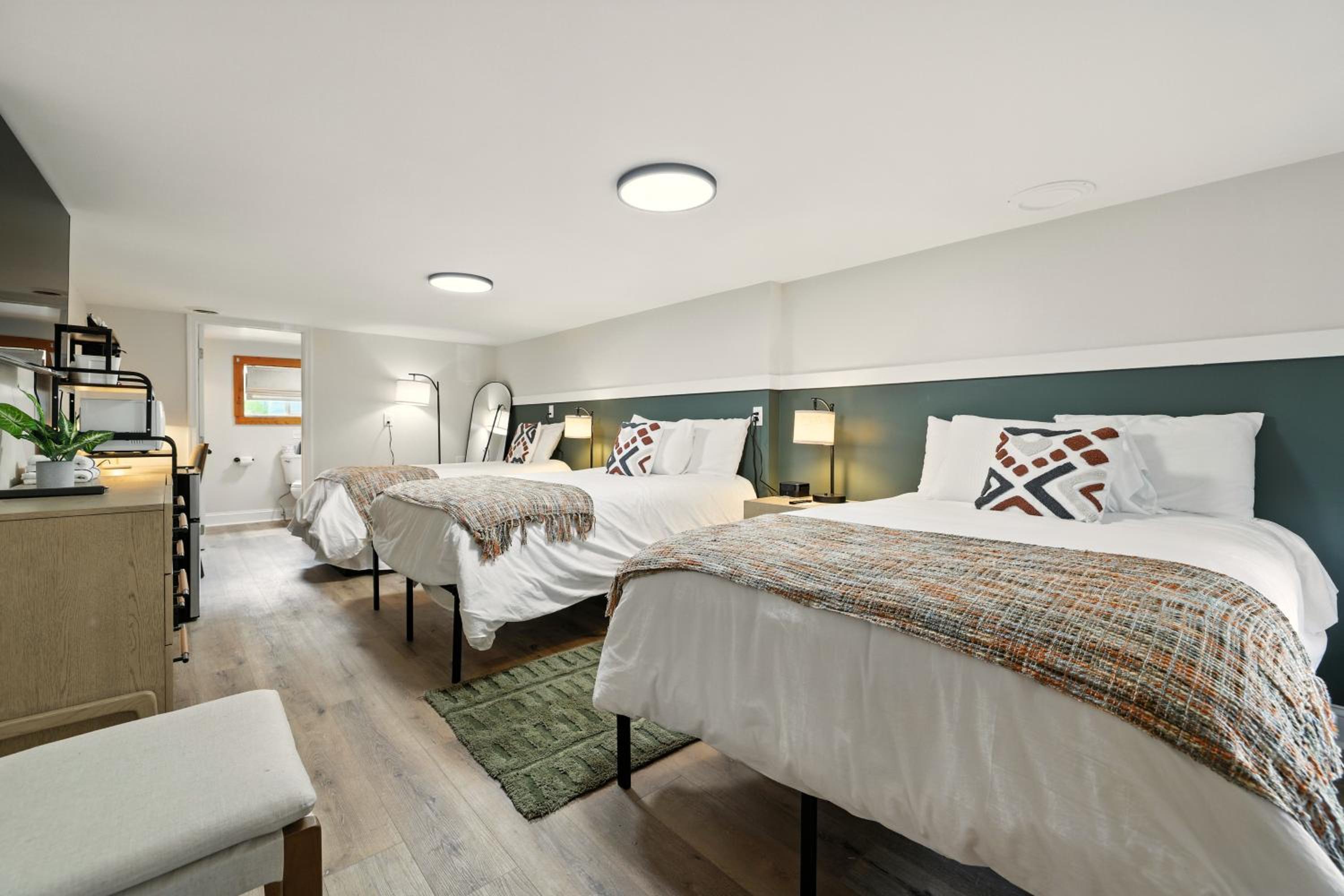 Standard Double or Twin Room photo 3