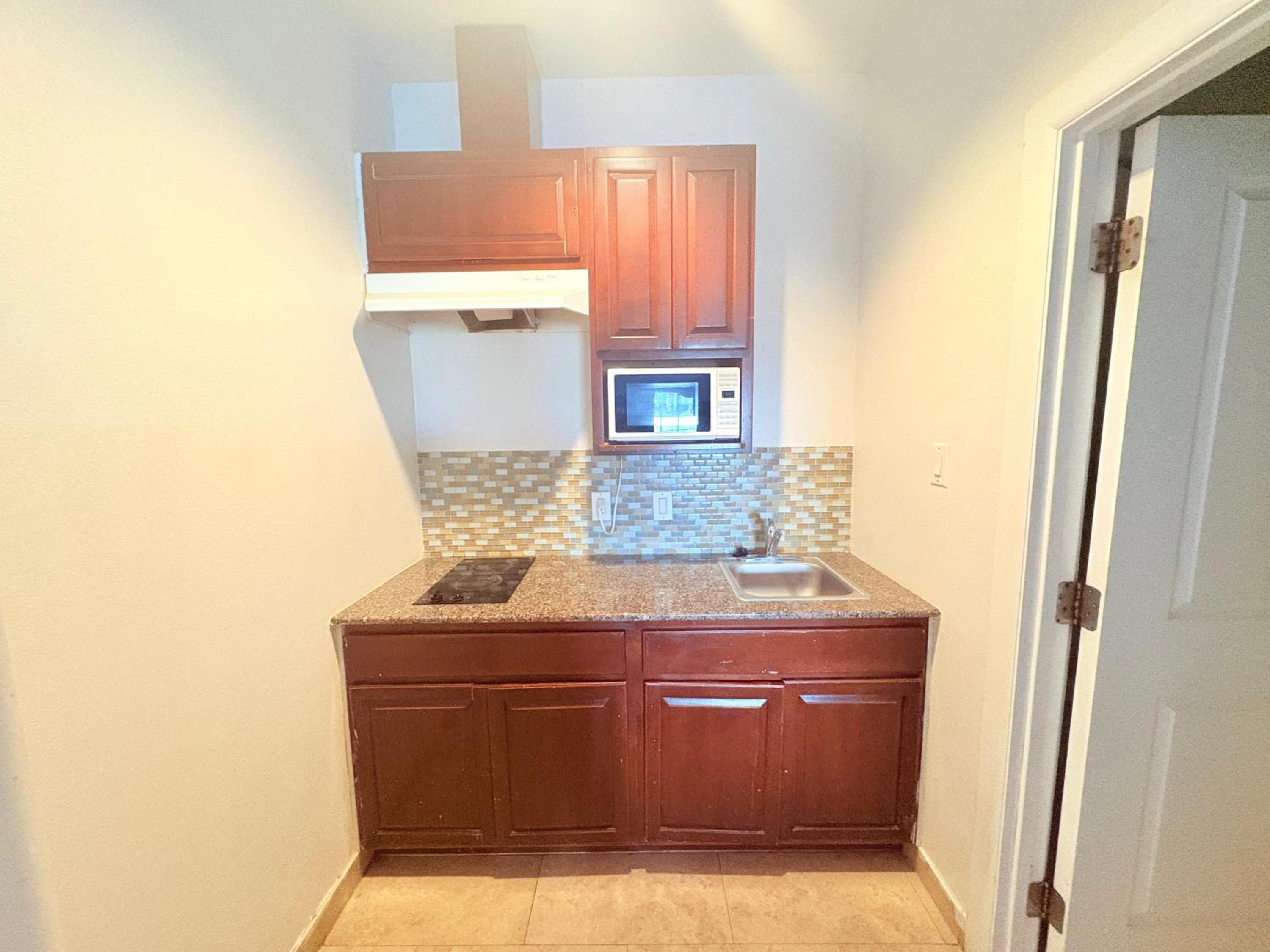 King Bed with Kitchenette
