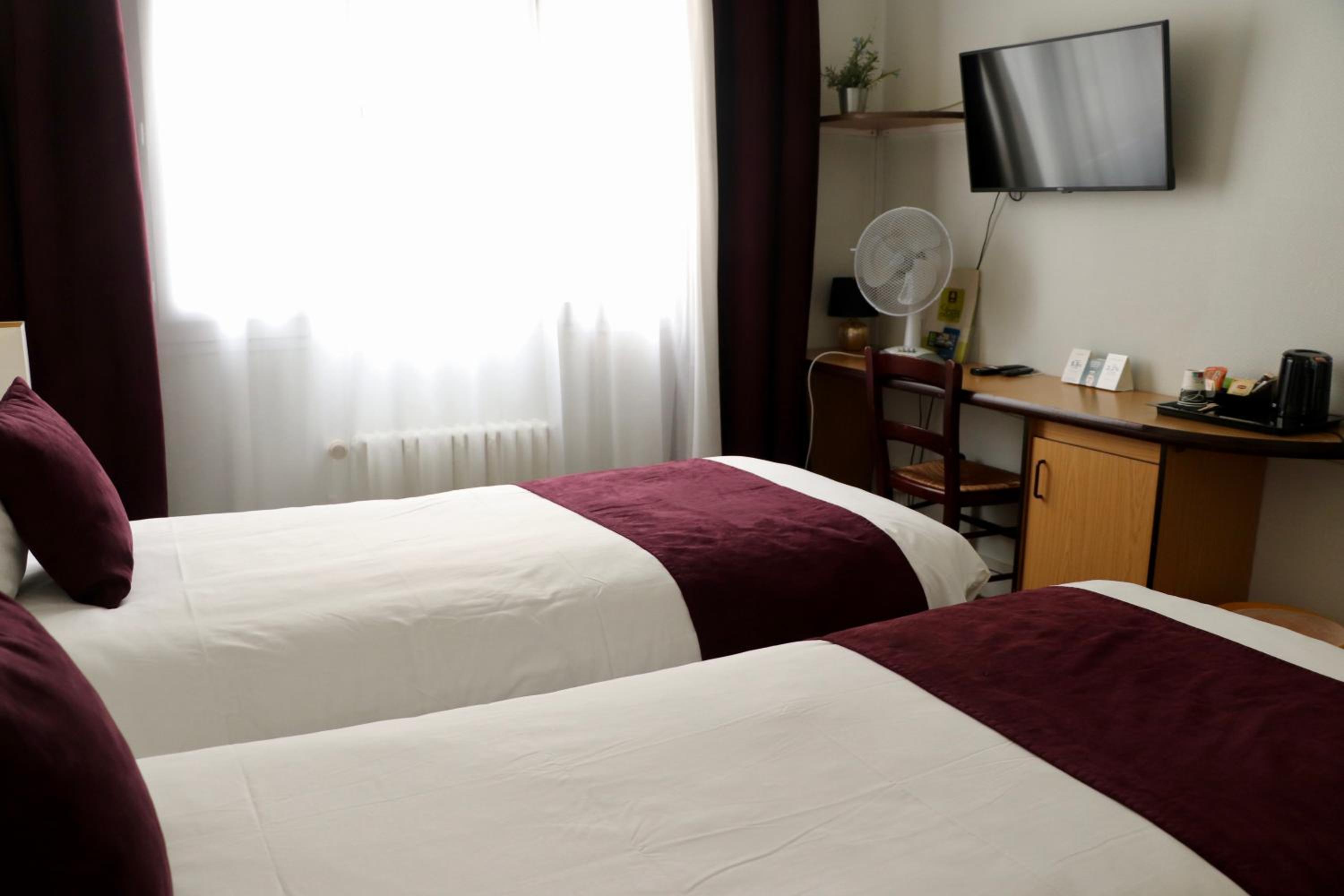 Standard Twin Room photo 1