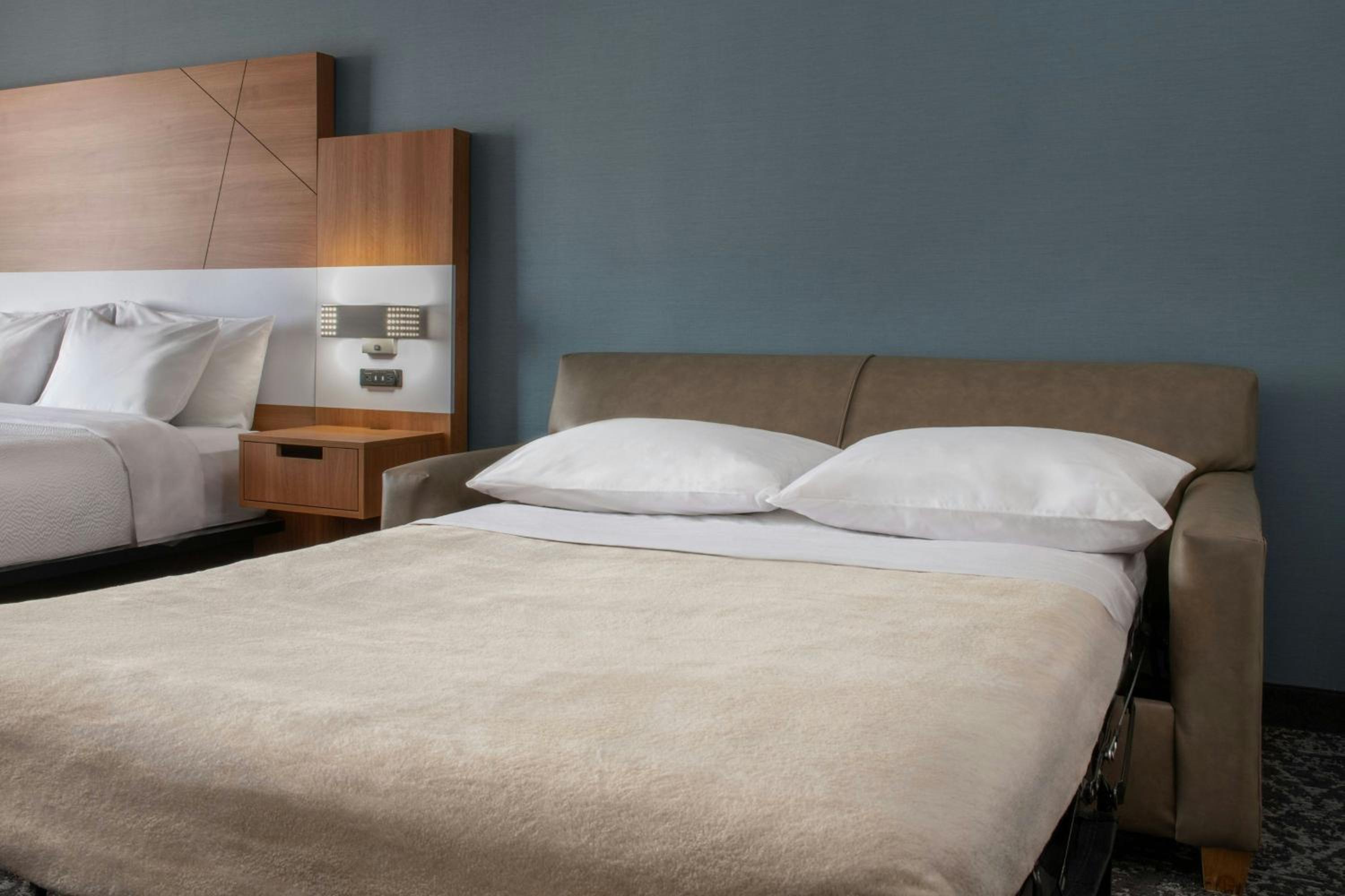 King Room - Hearing Accessible