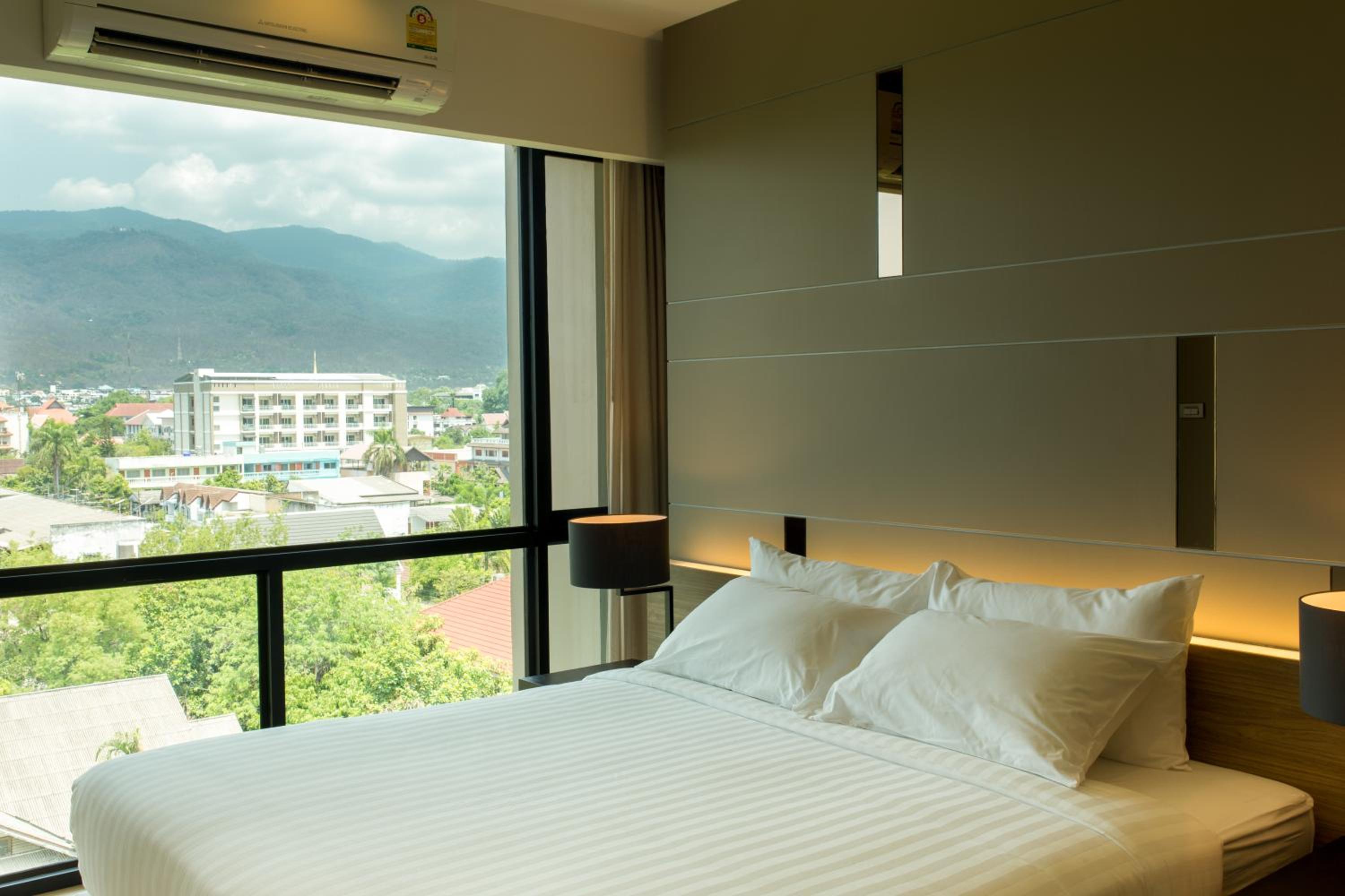 Grand City Suite - Photo 9