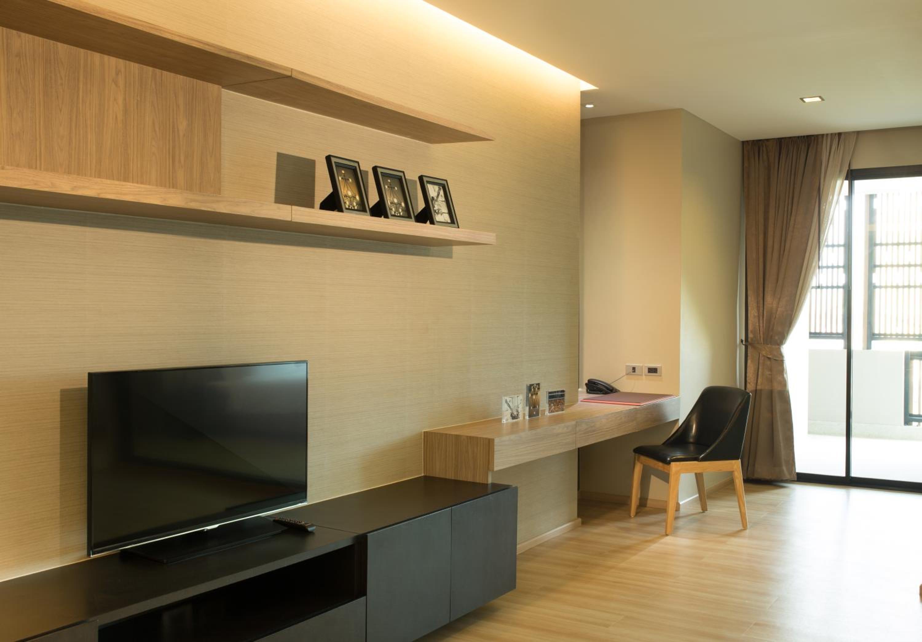 Grand City Suite - Photo 3