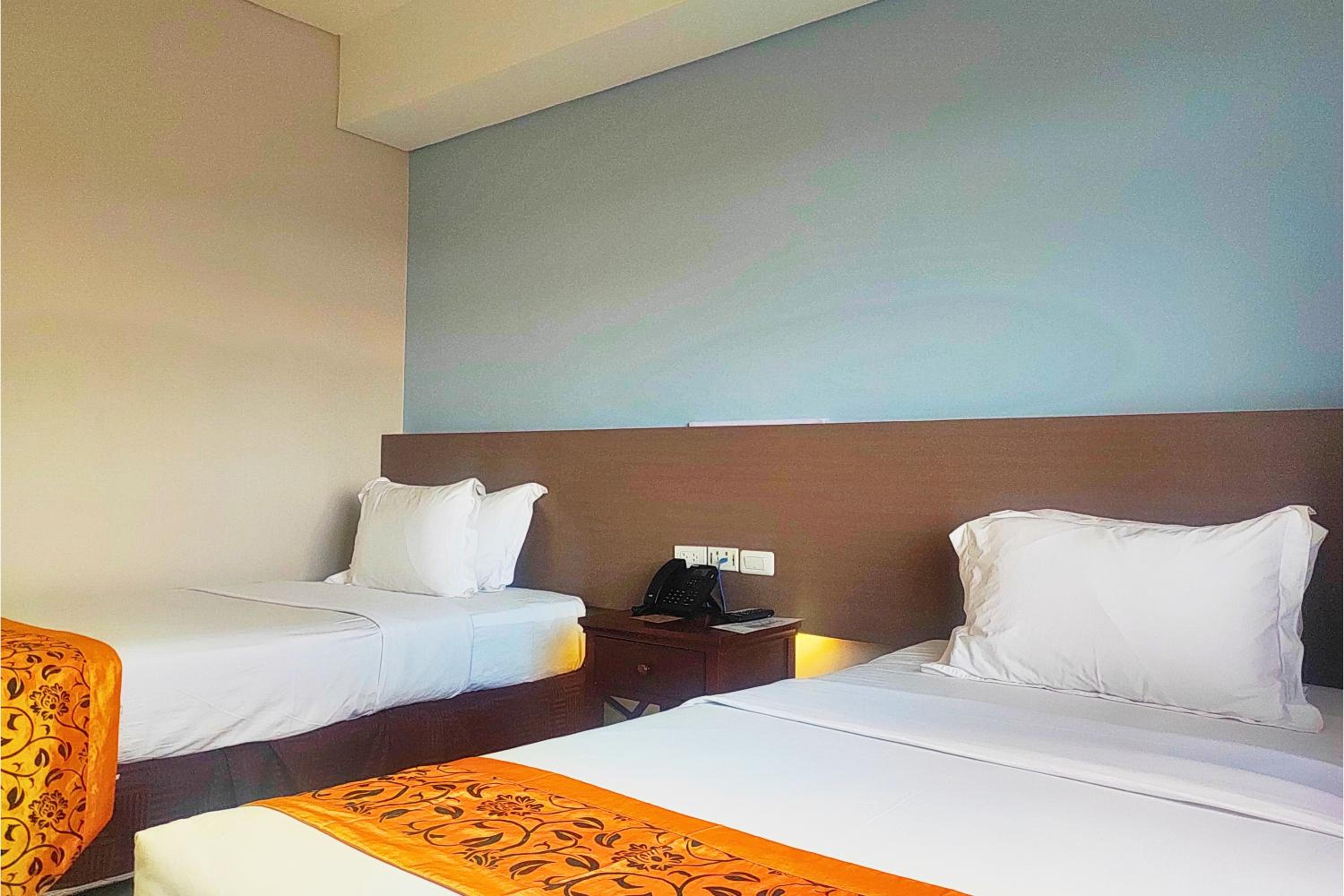 Deluxe Twin Room - Photo 3