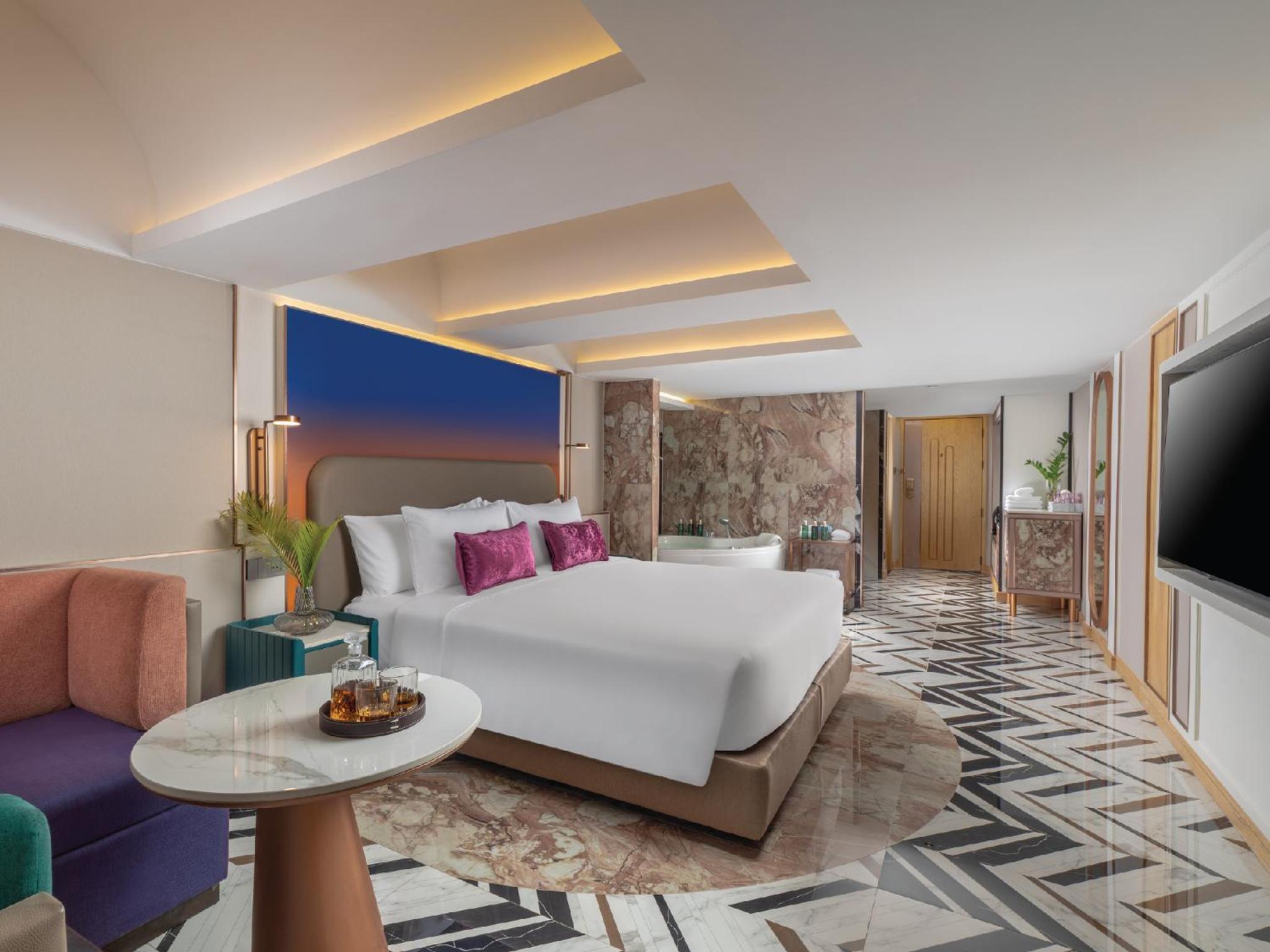 Pipa Jacuzzi Room with Club Benefit photo 2