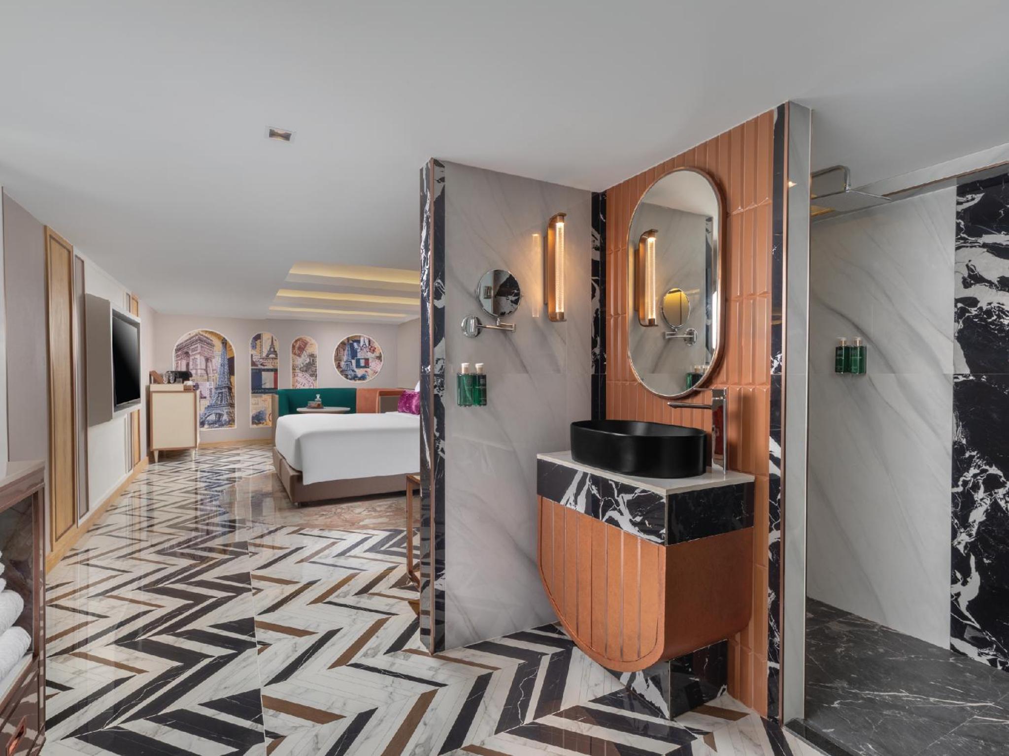 Pipa Jacuzzi Room with Club Benefit photo 3