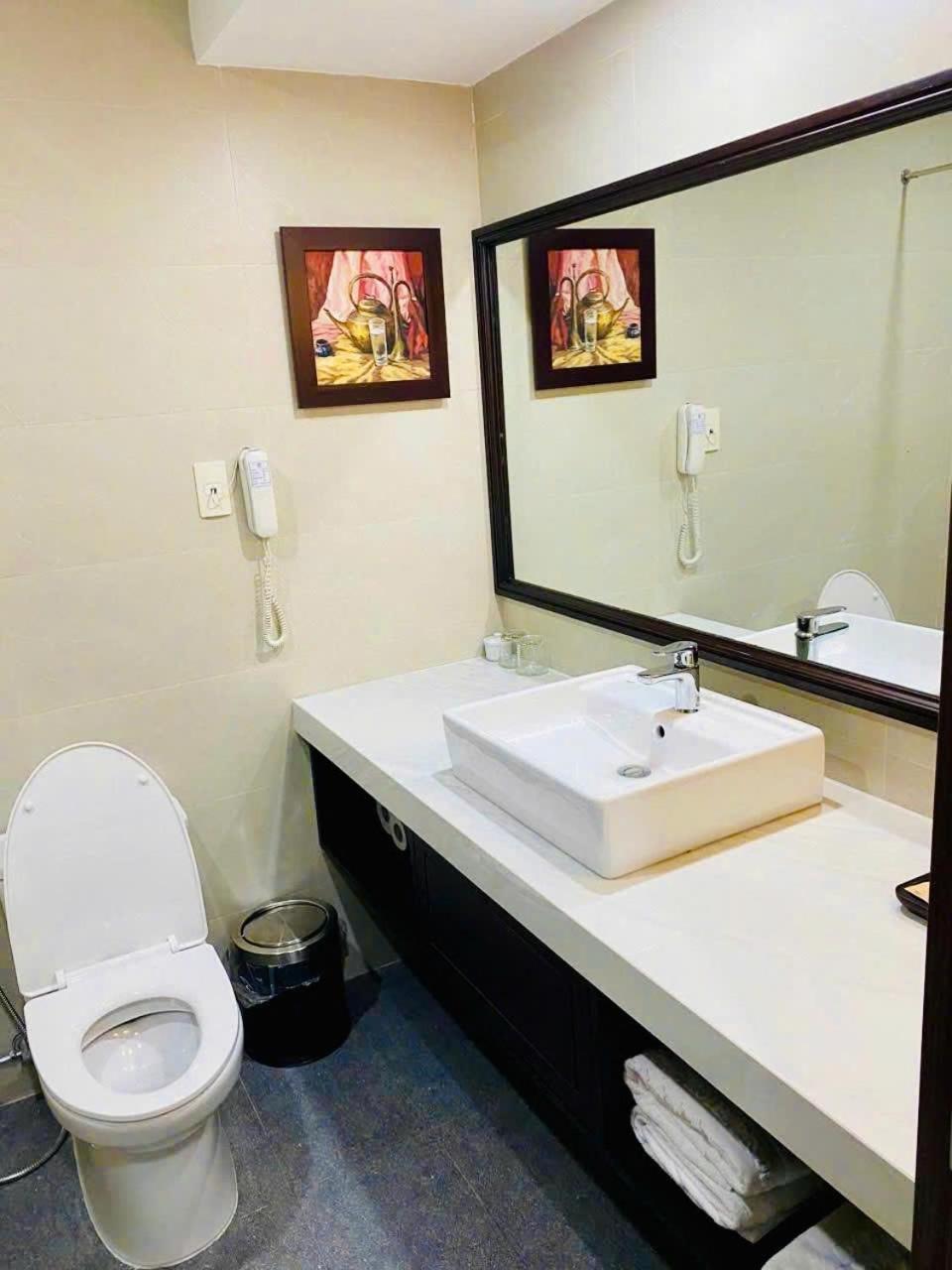 Premier Twin Room with Garden View - Photo 4