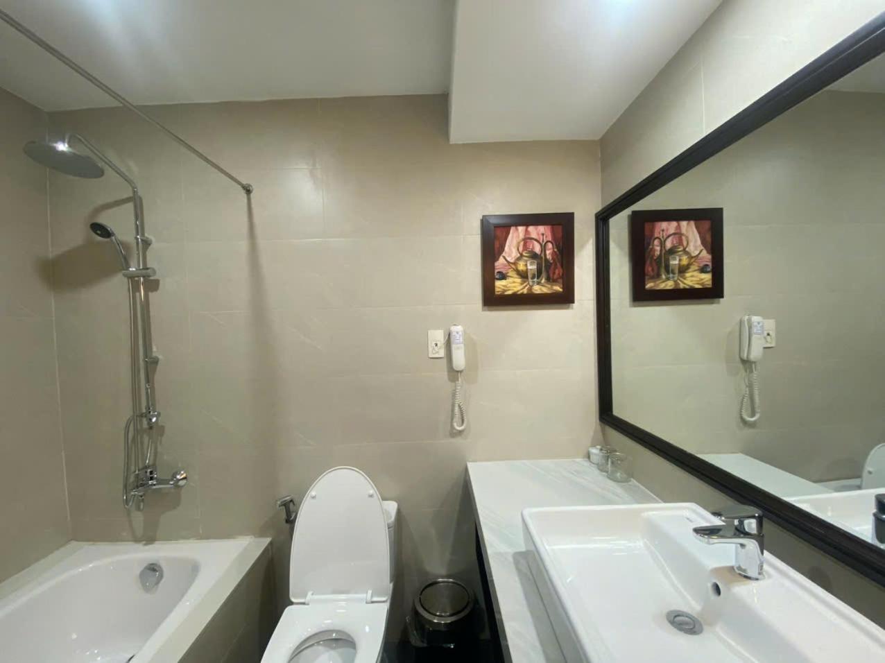 Premier Twin Room with Garden View - Photo 9