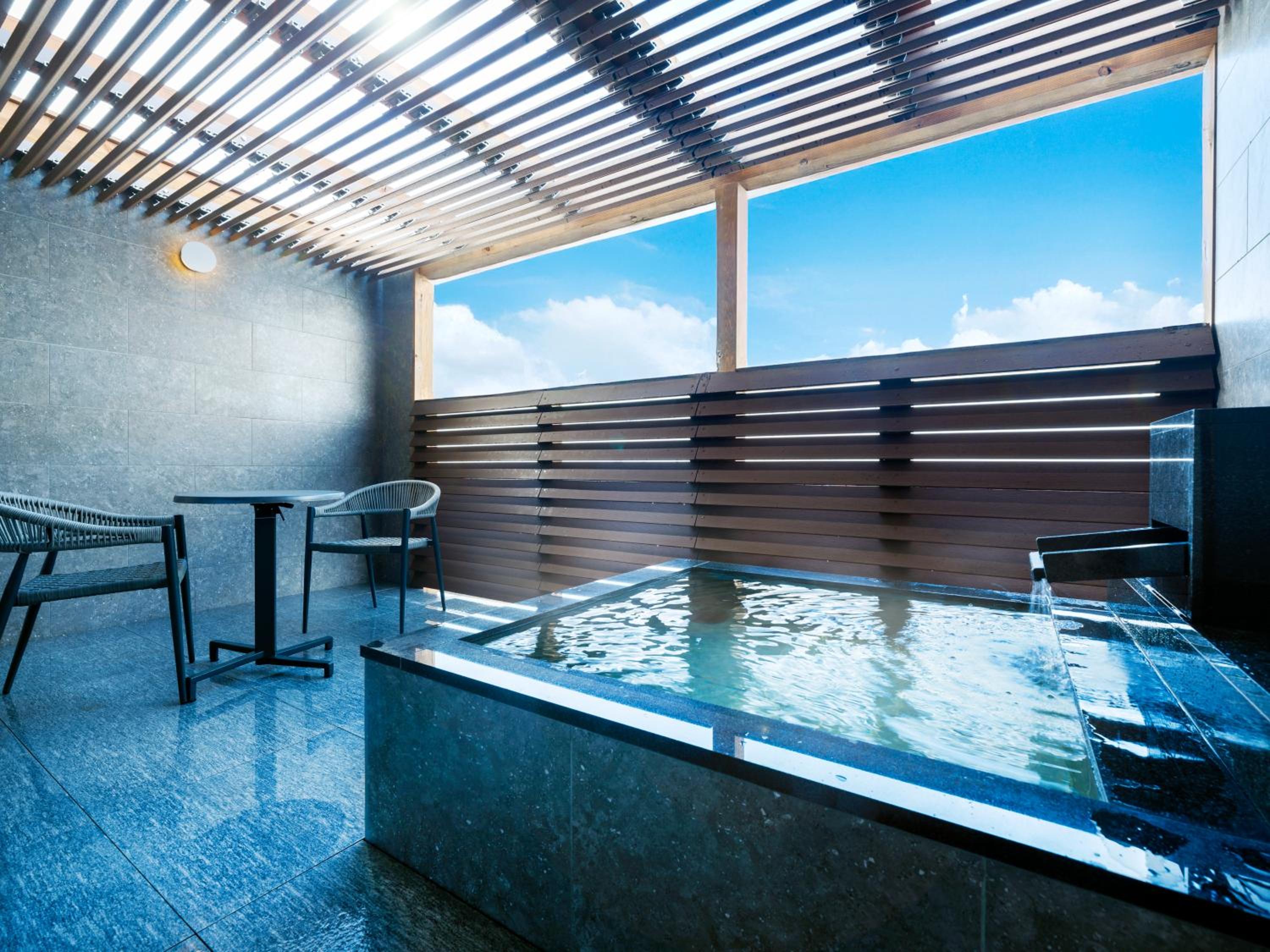 Premium Fourth Room with Natural Hot Spring Open-air Bath photo 2