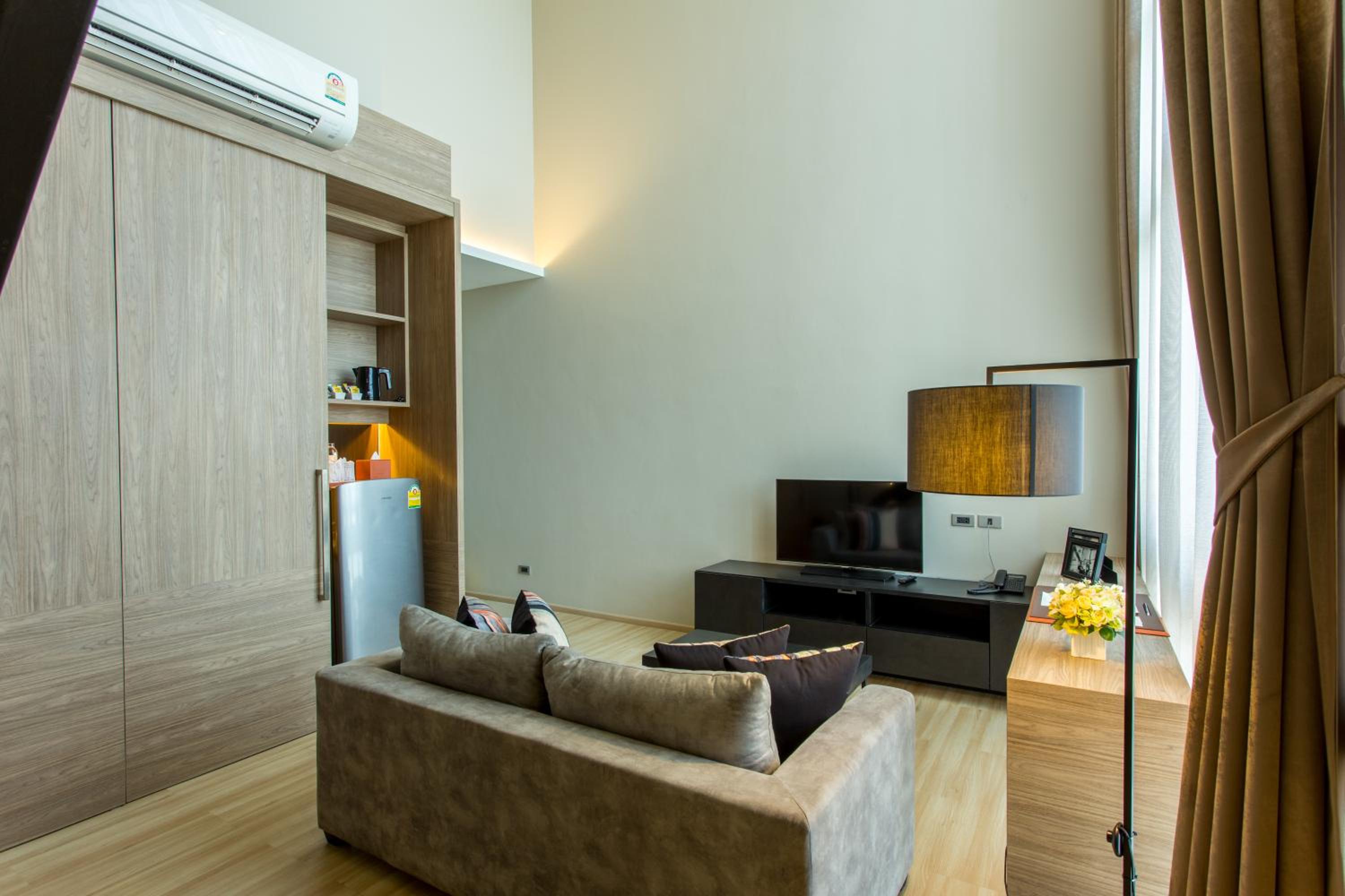 Two Bed Park Duplex - Photo 4