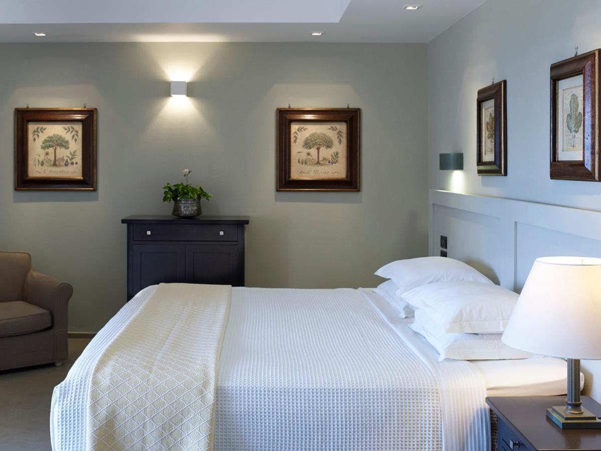 Double or Twin Room with Sea View - Photo 2