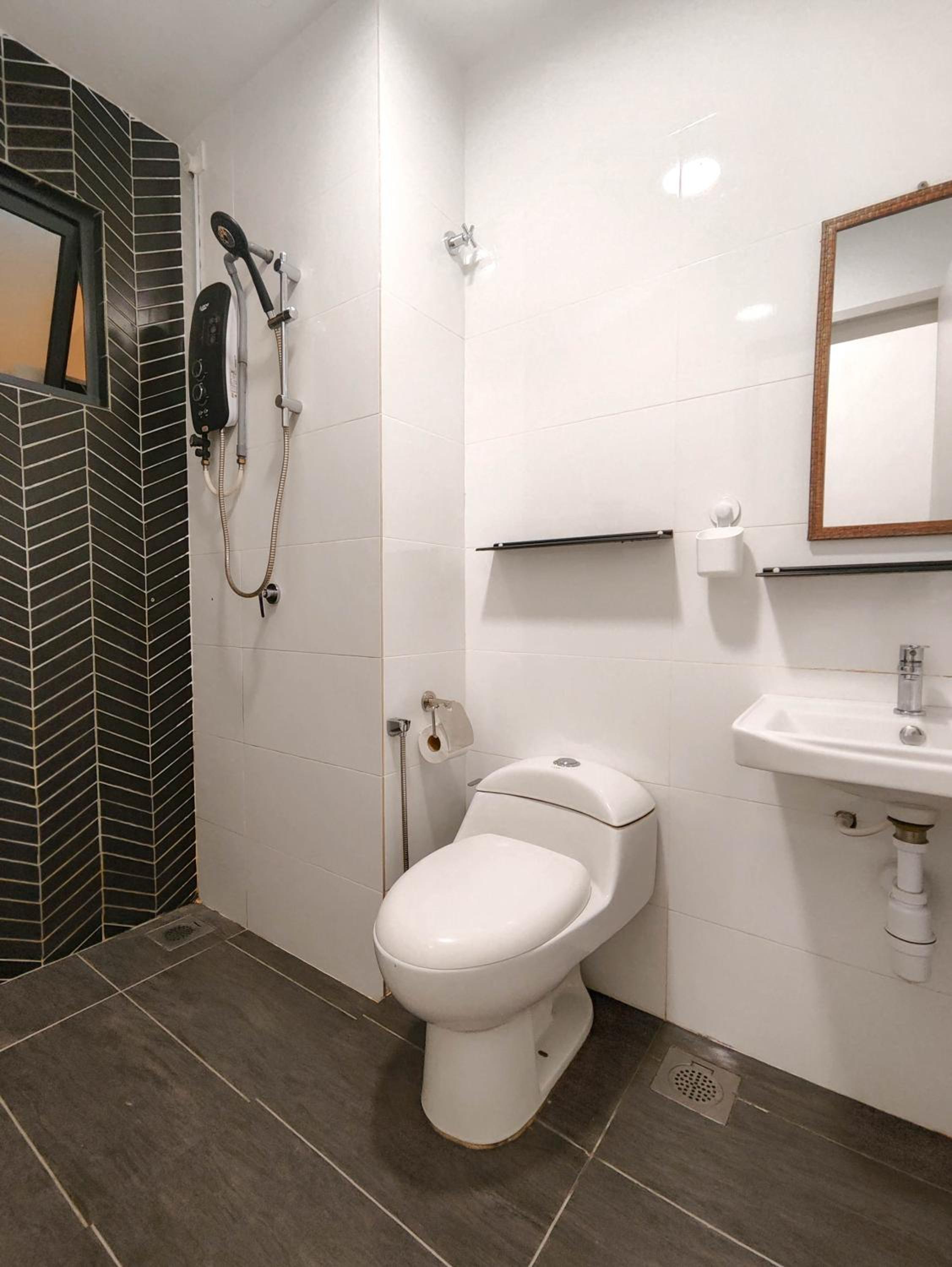 Deluxe Twin Room - Photo 8