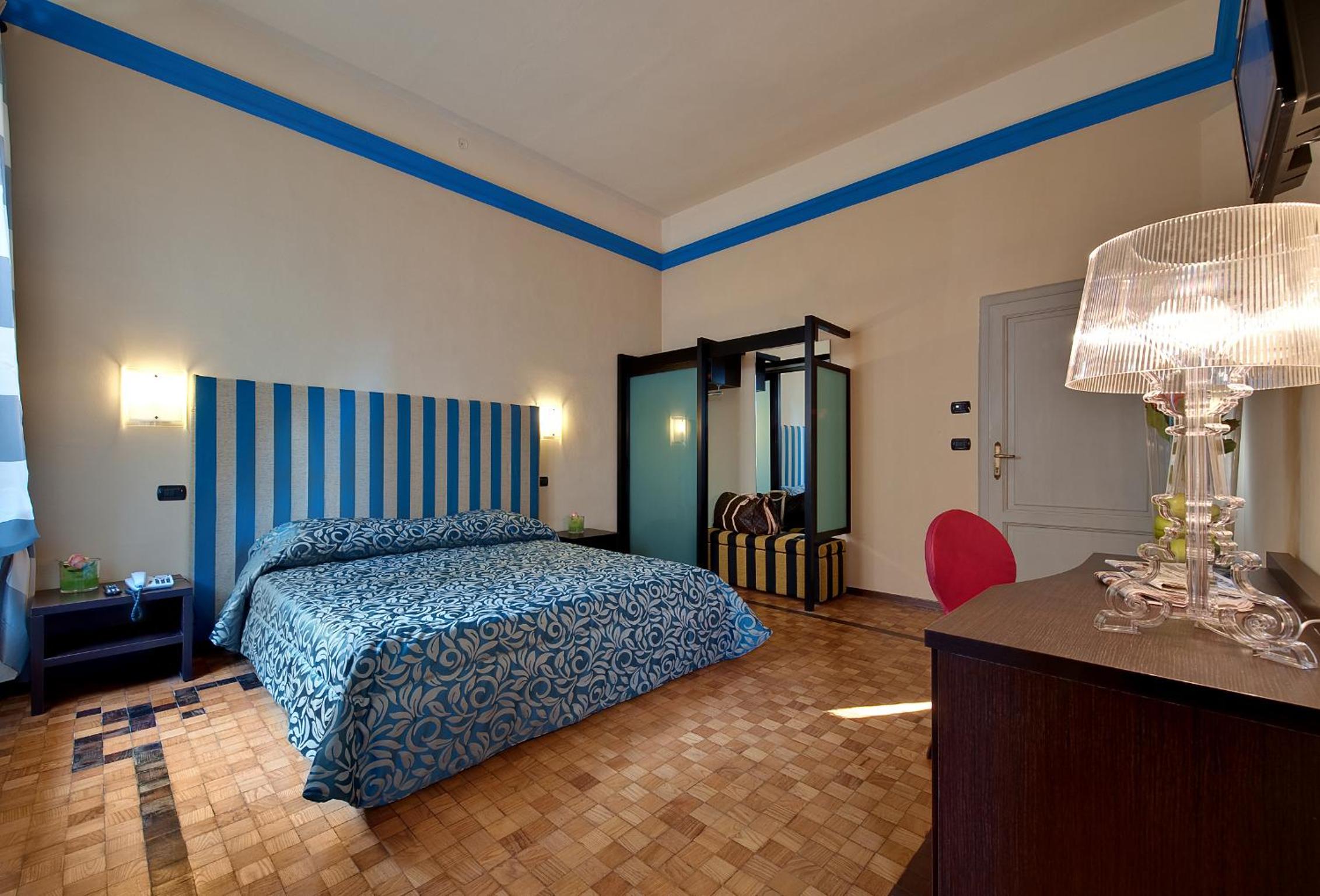 Double Room with Spa Access photo 1