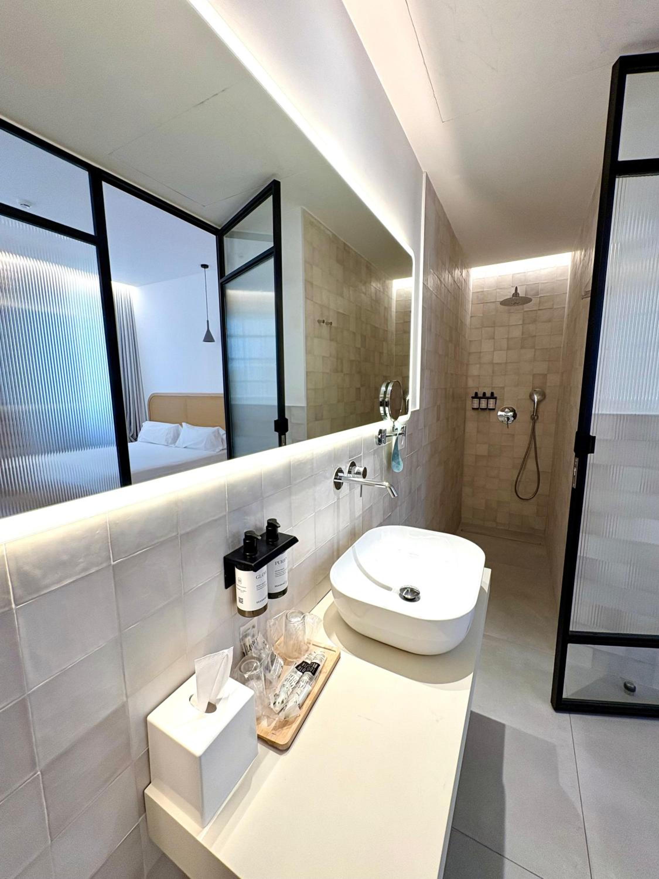 Available room