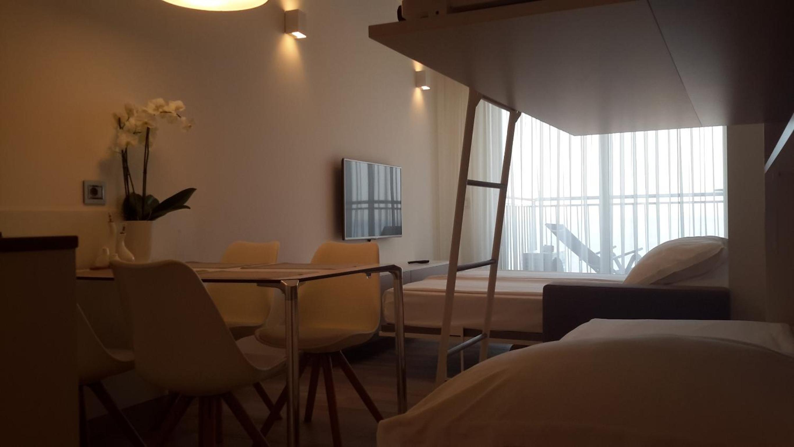Studio Apartment with Sea View photo 2