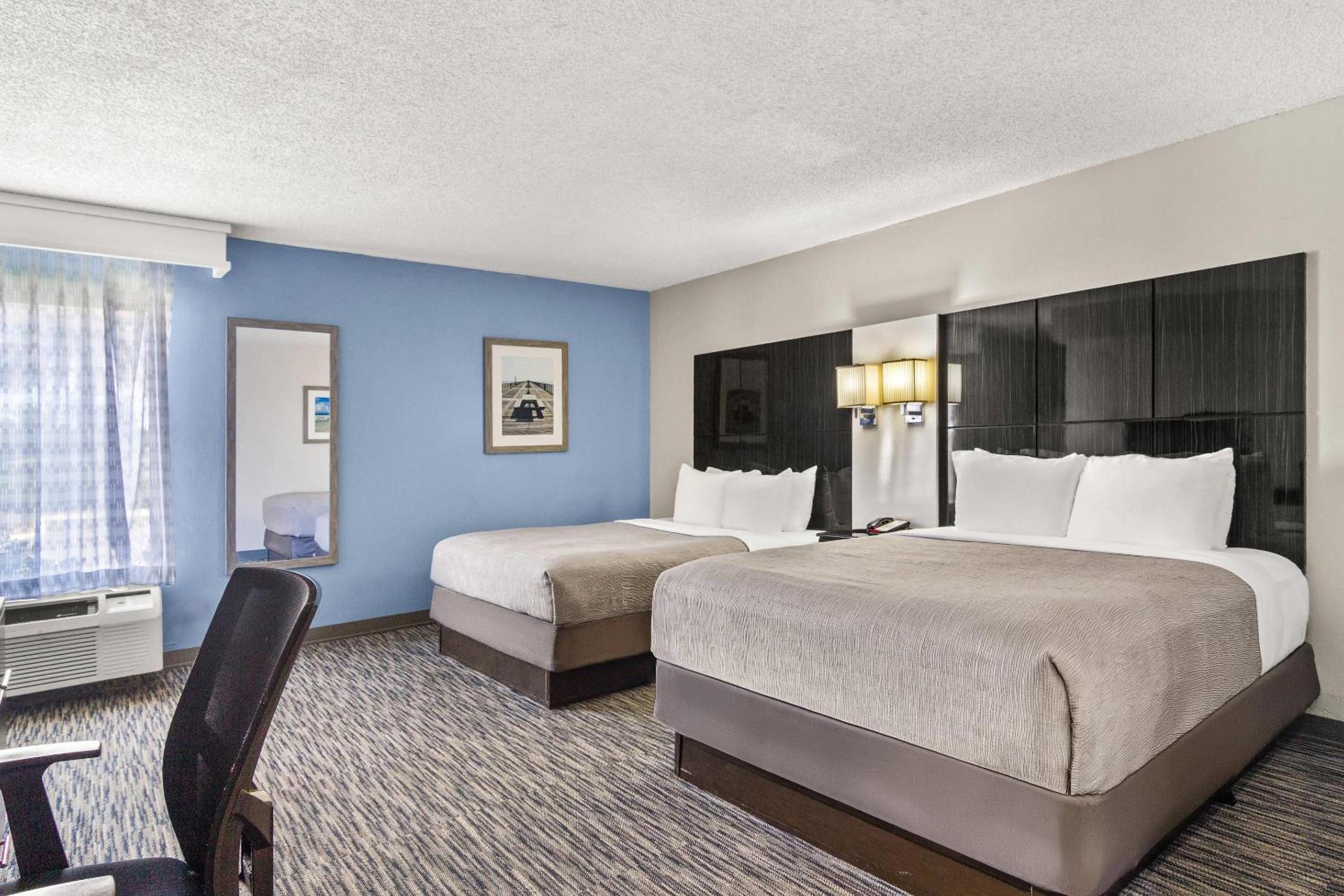 Quadruple Room with Two Queen Beds and Sofa bed - Non Smoking