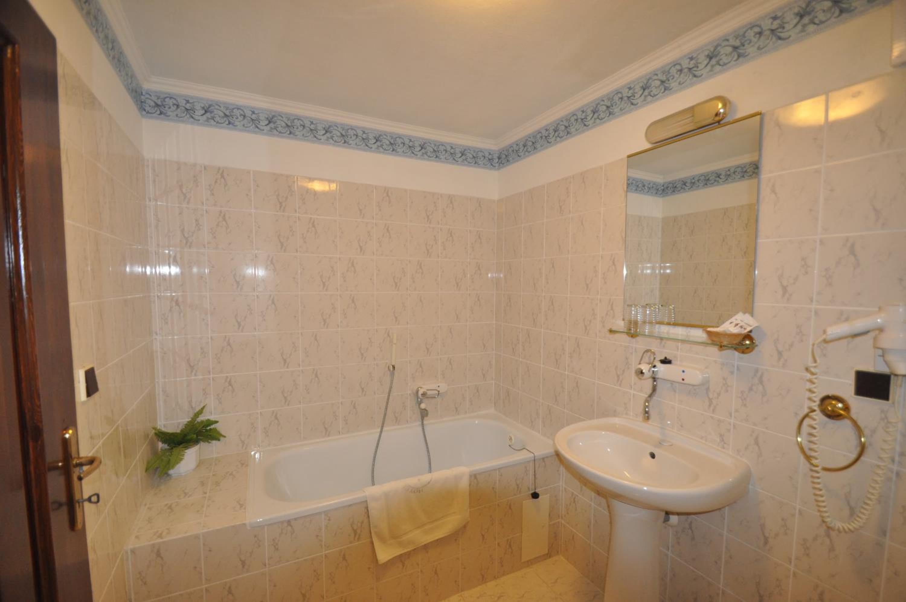 Standard Quadruple Room photo 2
