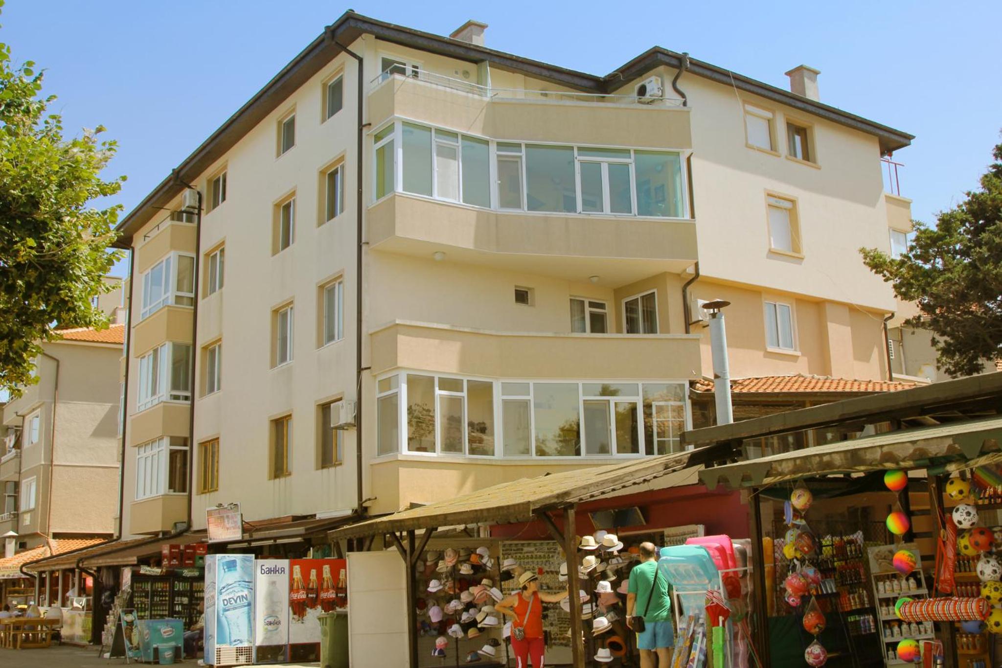 Studio Apartment with Sea View photo 3