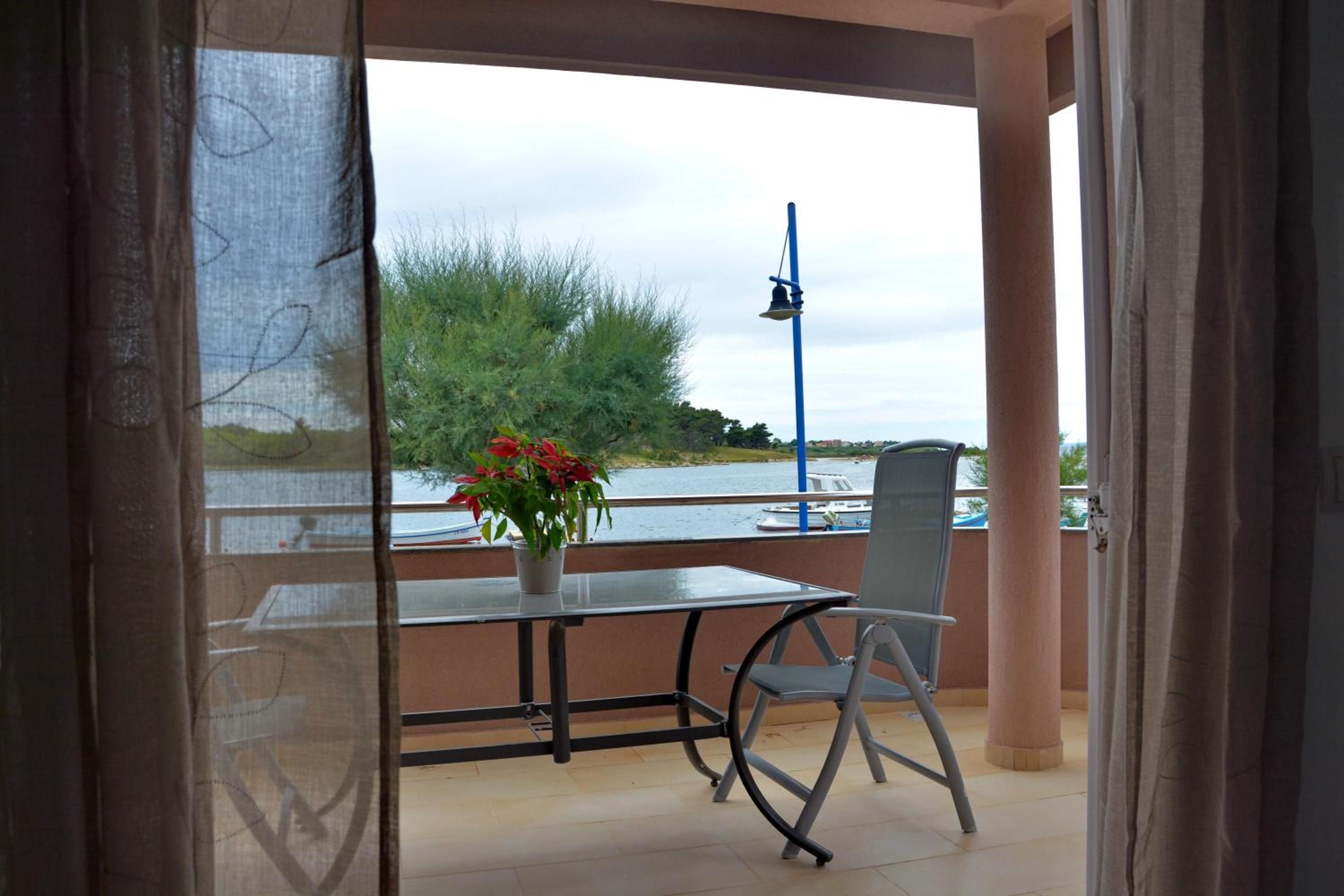 Apartment with Sea View photo 3