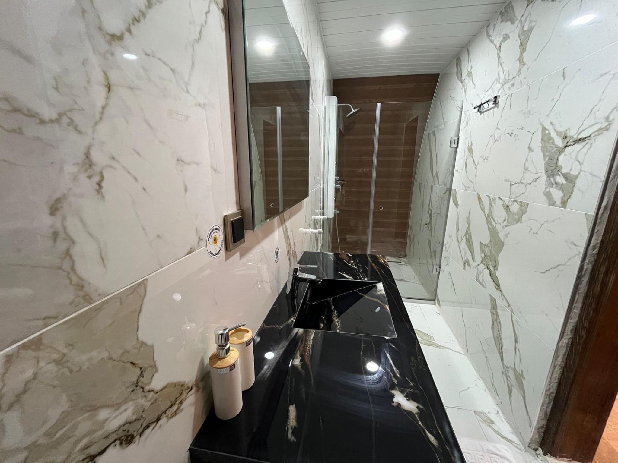 King Room - Photo 1