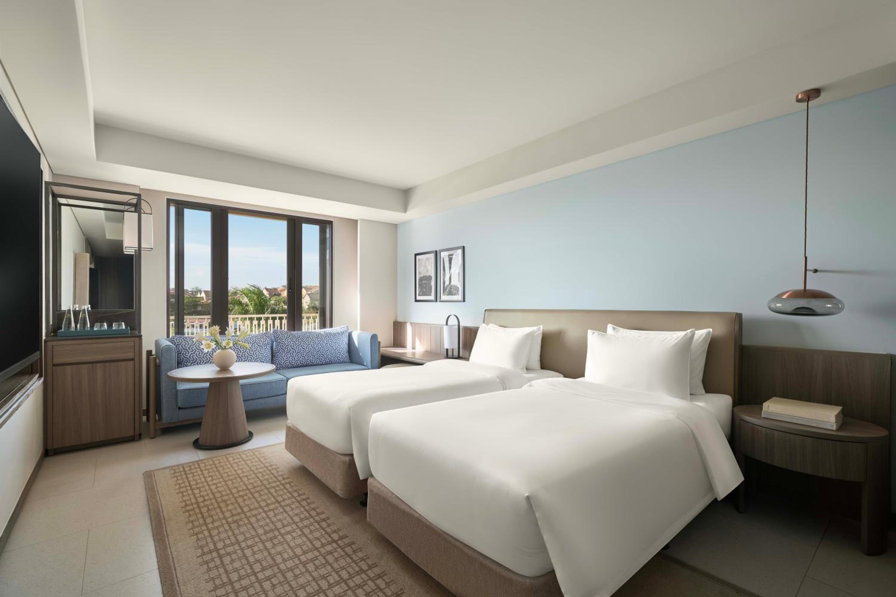 Deluxe Twin Room with River View - Photo 2