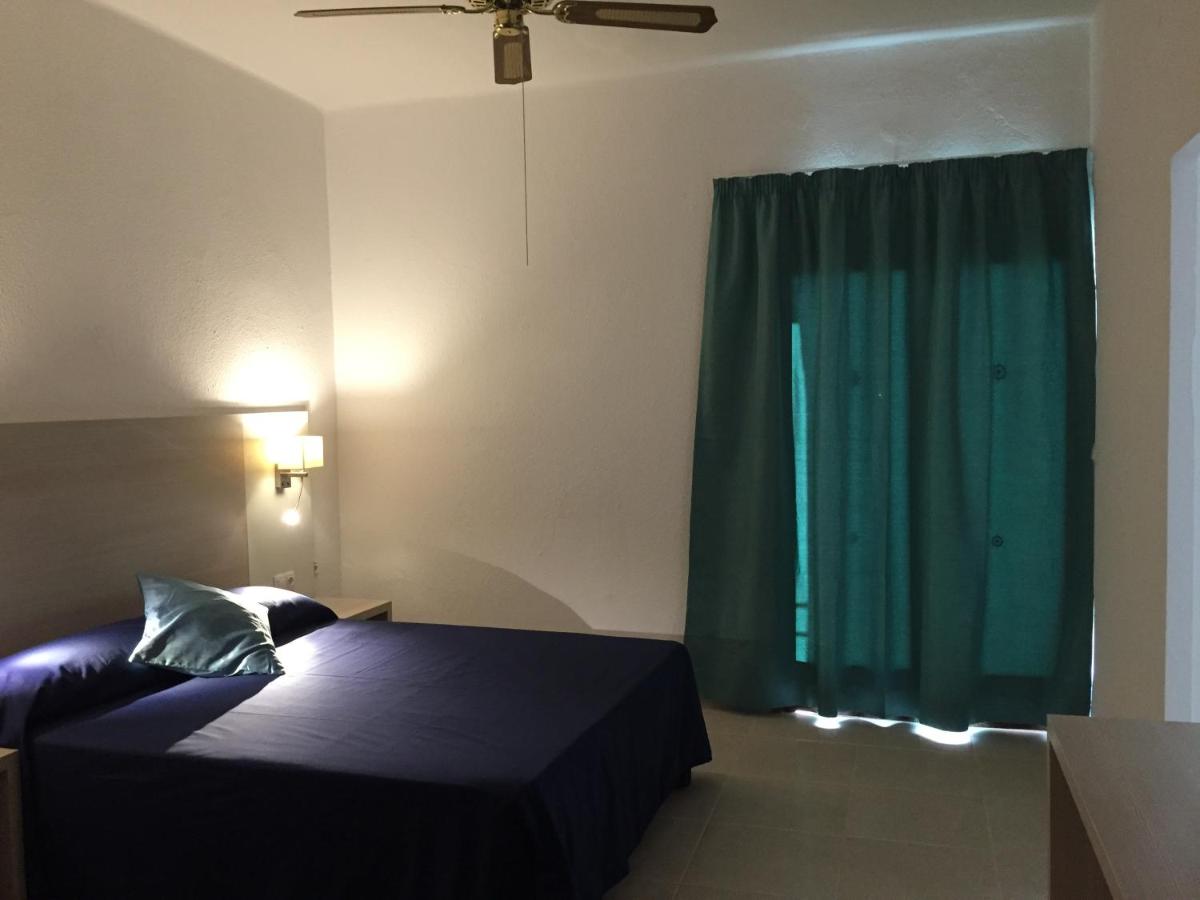 Double Room with Extra Bed photo 3