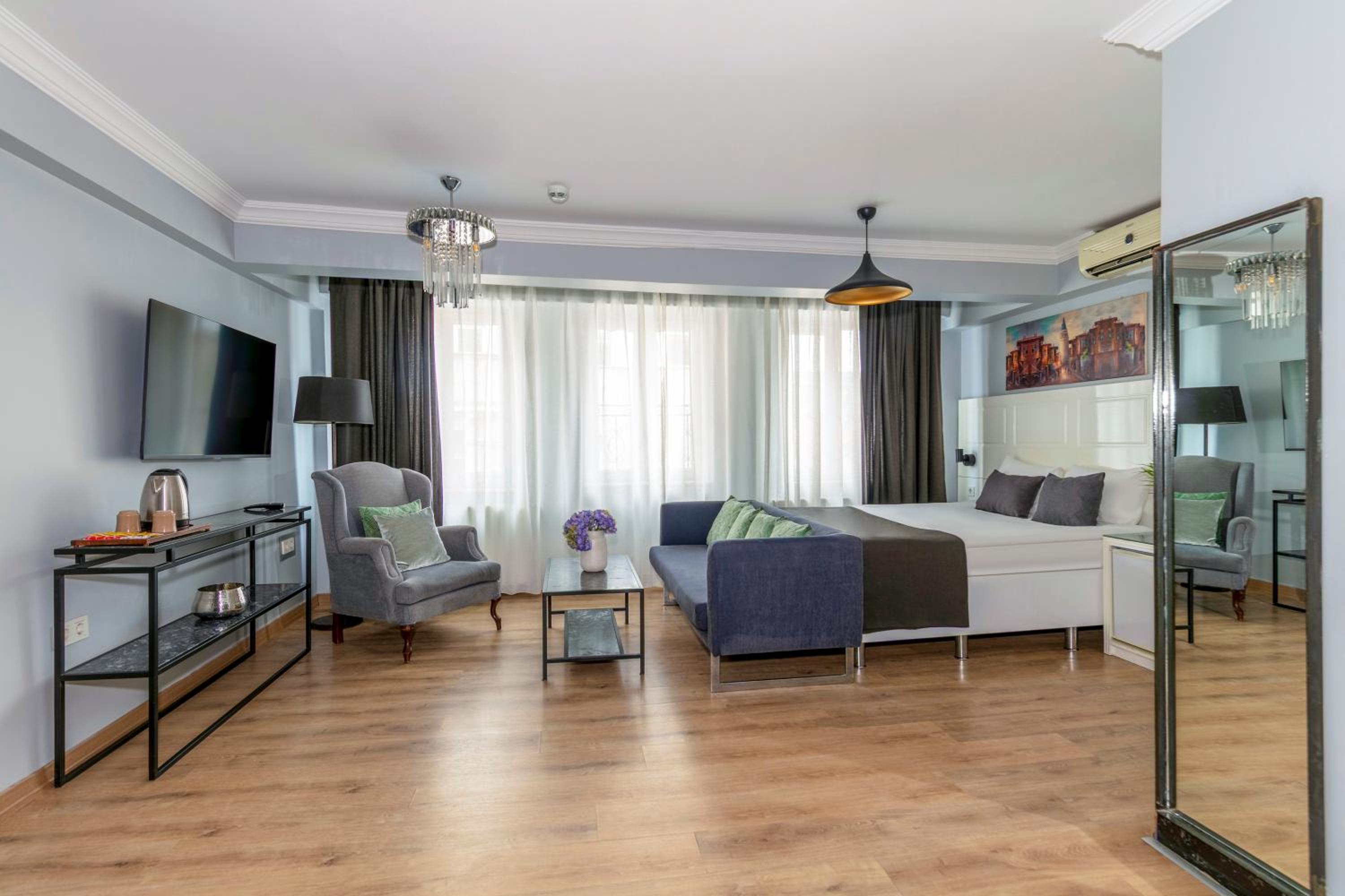 Standard Suite photo 1