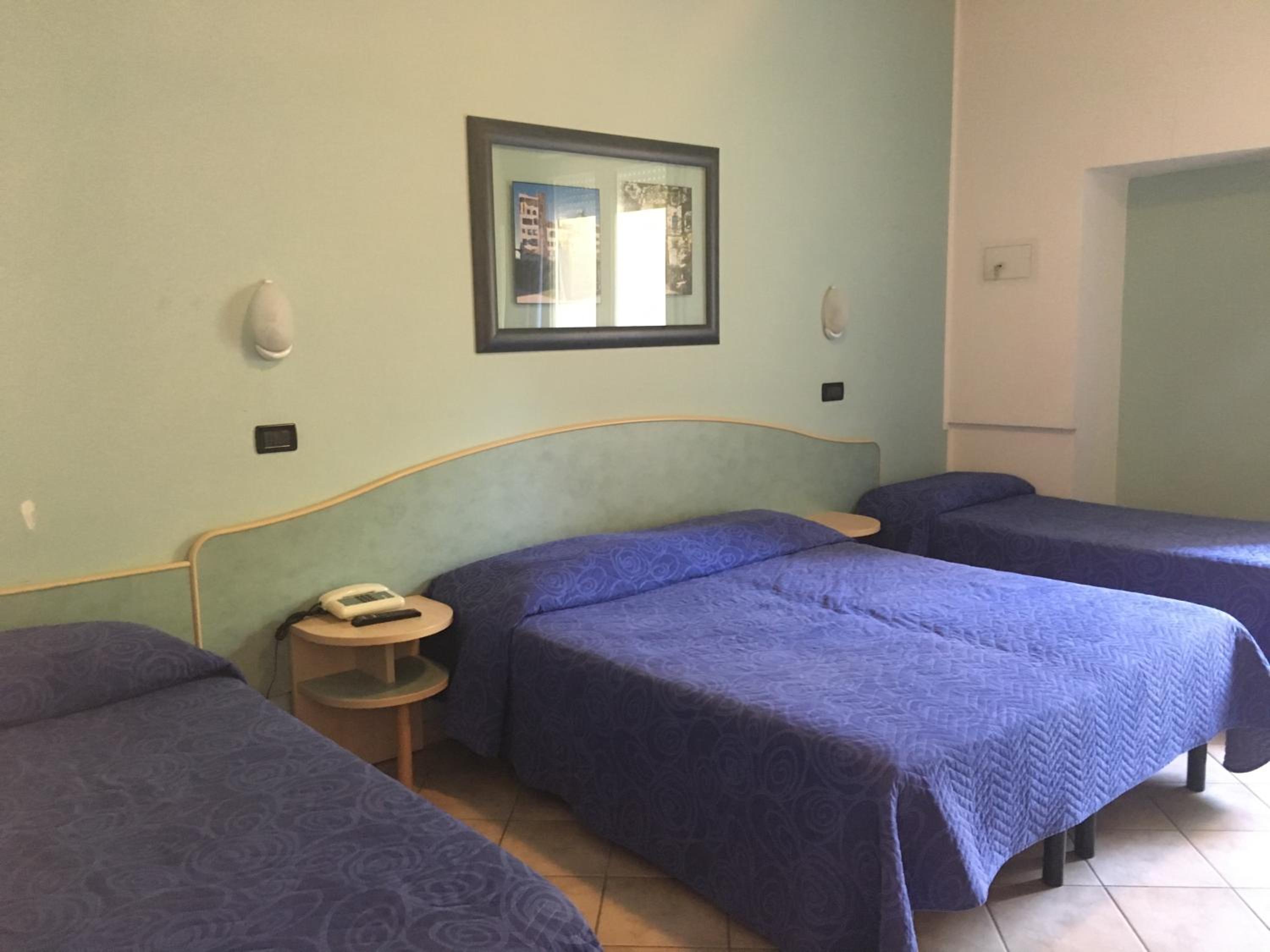 Quadruple Room photo 2